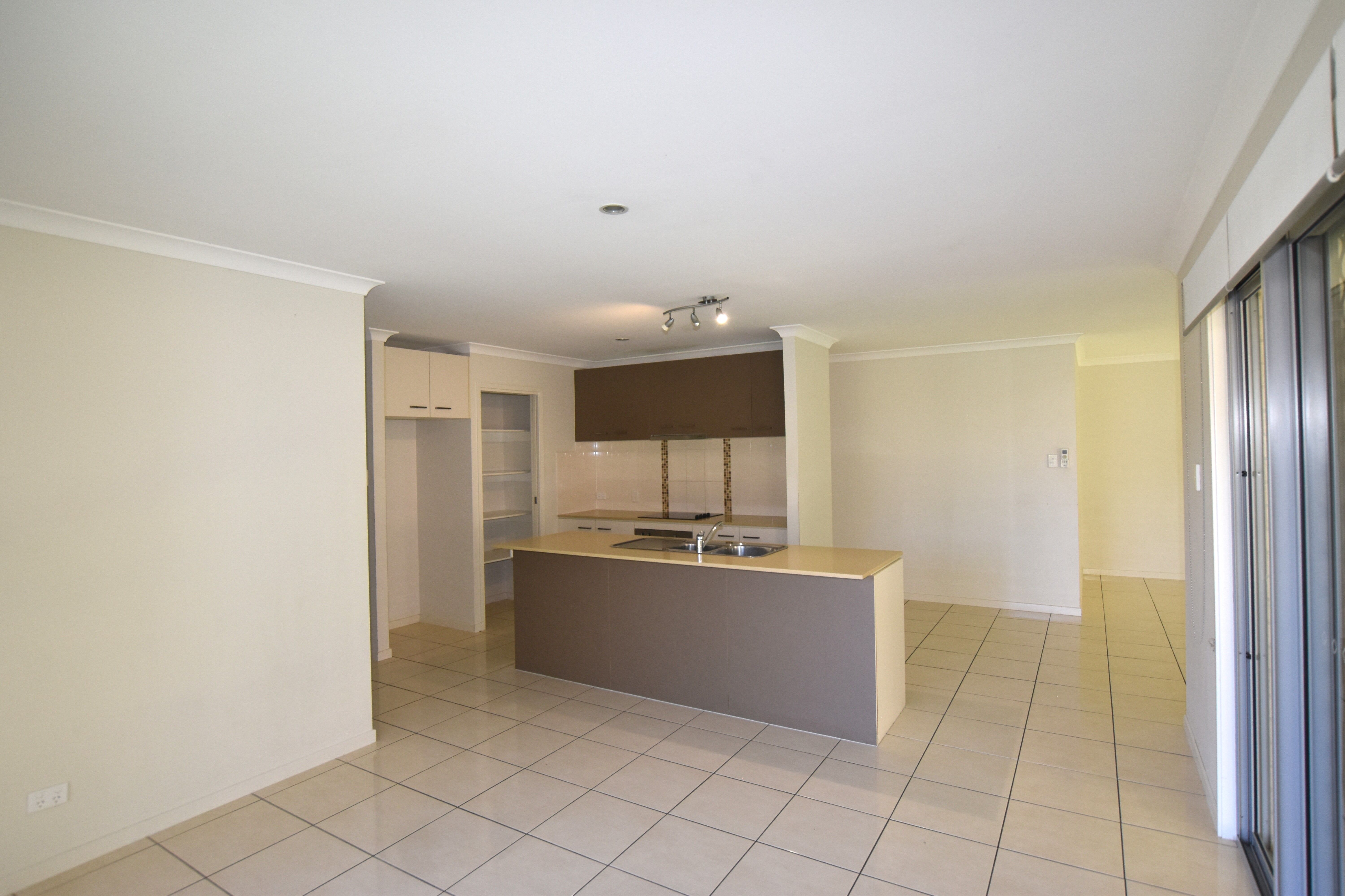 19 Beaver Avenue, South Gladstone, QLD 4680