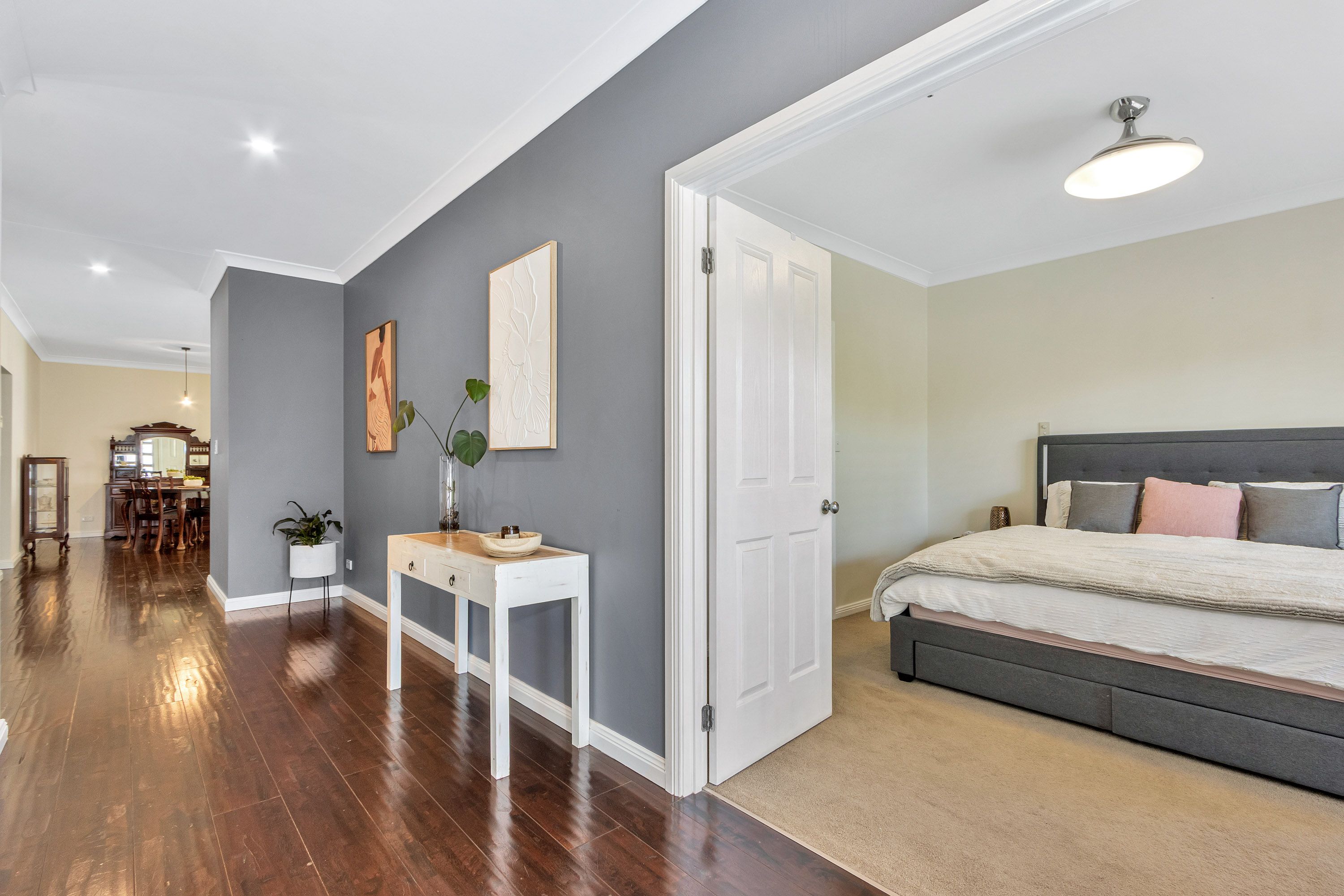 8 Clyde Court — photo 6 of 30