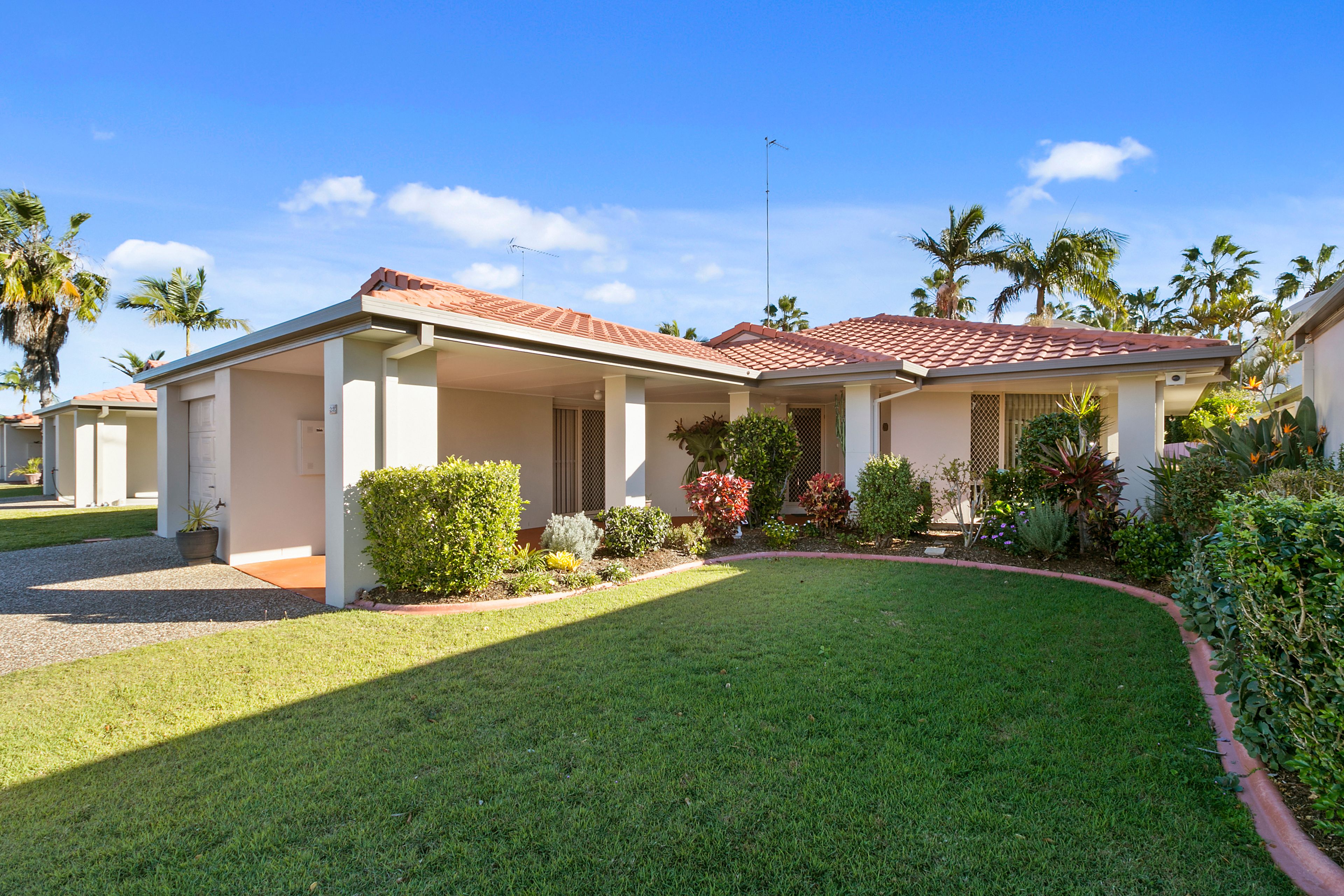 88 Cotlew Street East, Southport QLD 4215