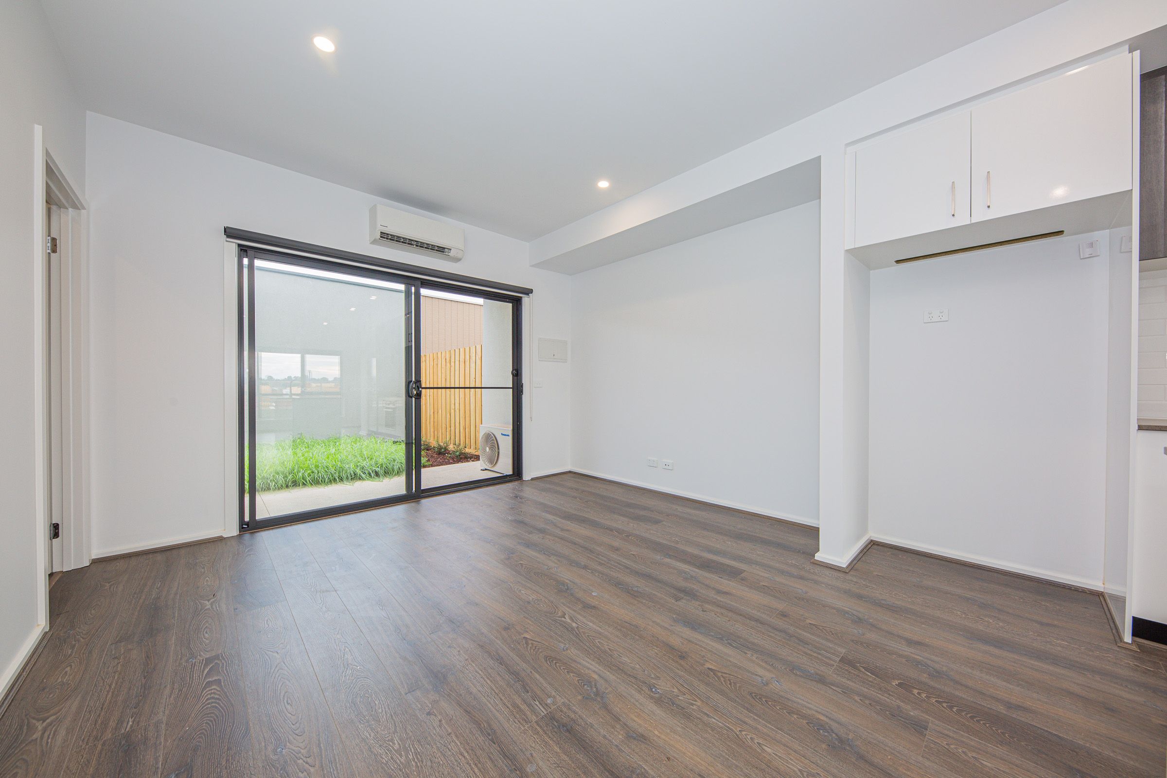 42 Limestone Drive — photo 5 of 11
