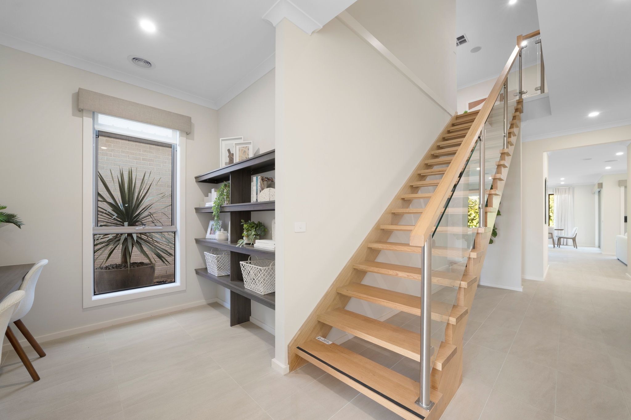 187 Honour Avenue — photo 12 of 27