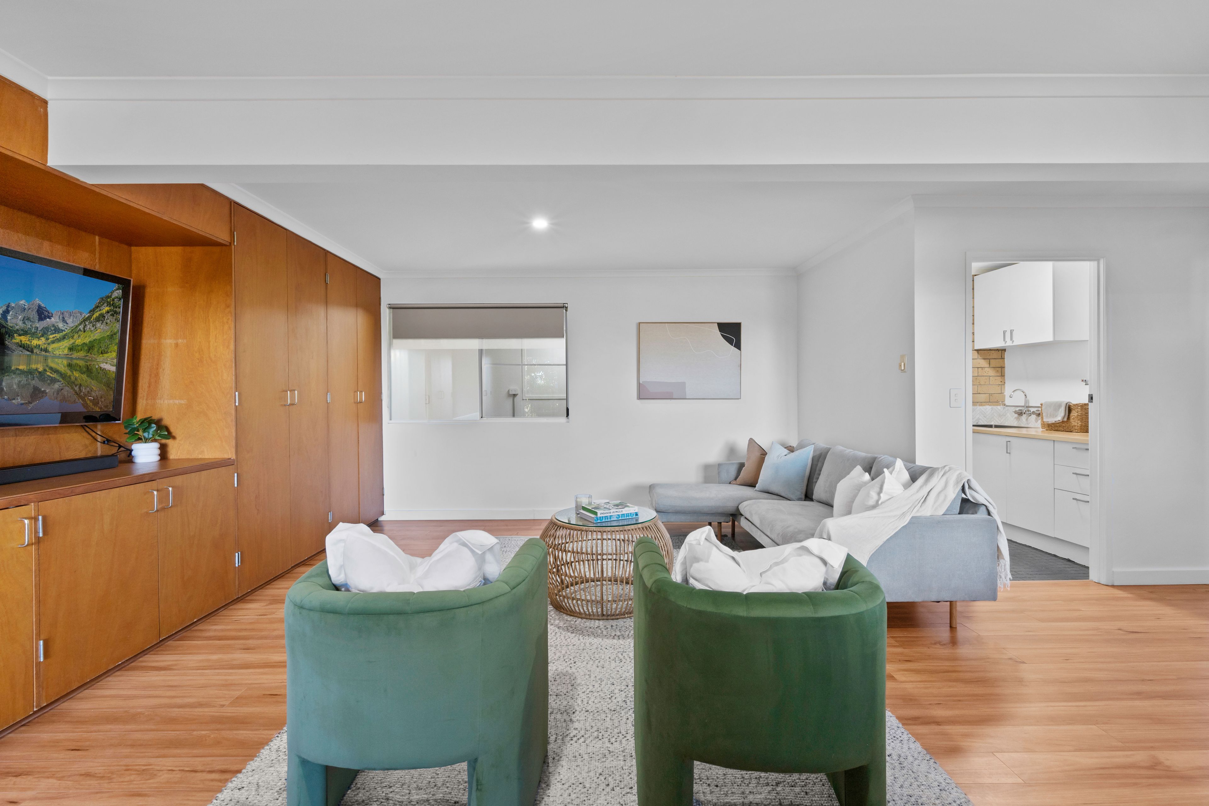 12 Caesar Road — photo 15 of 28