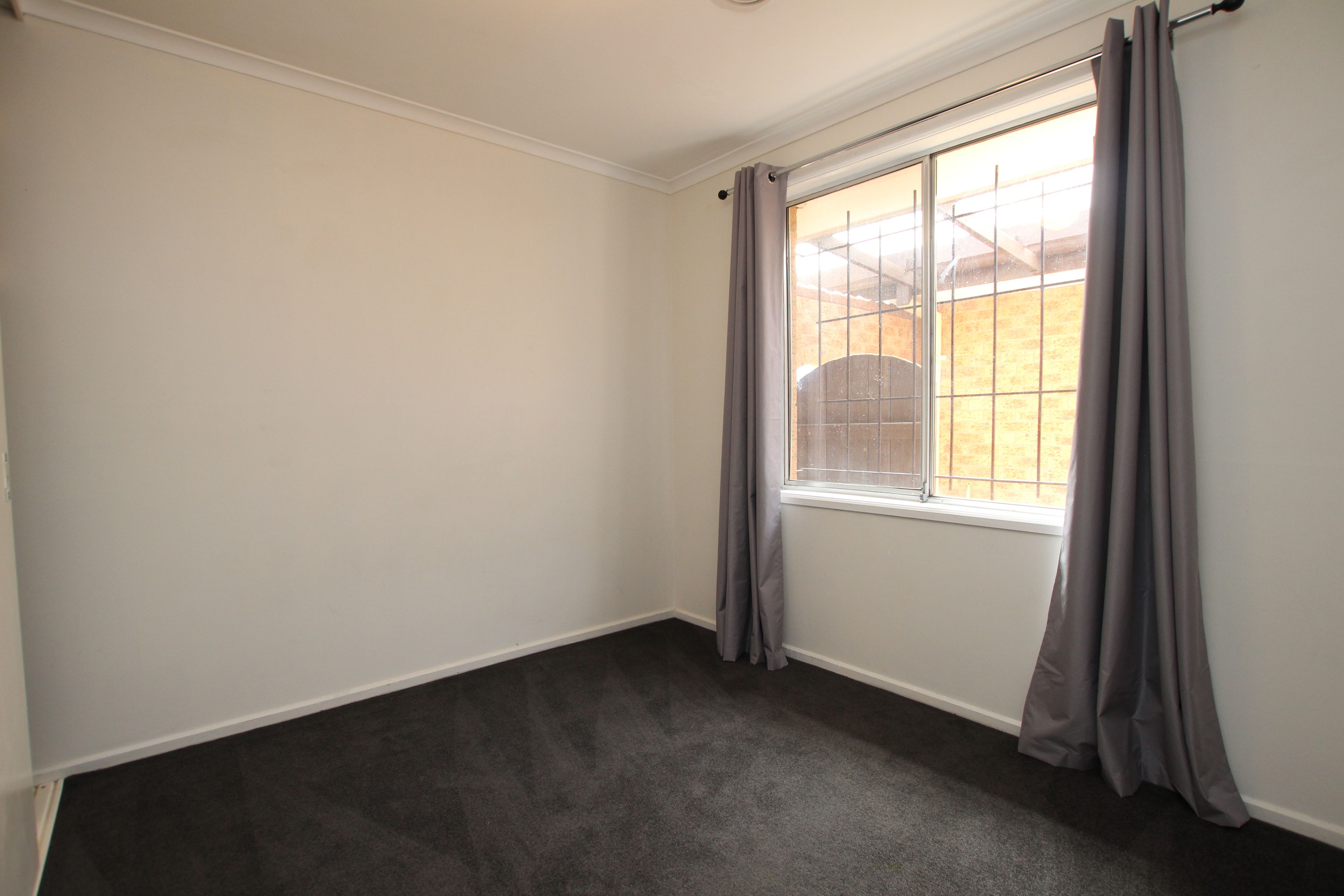 20 Diamantina Crescent — photo 13 of 24