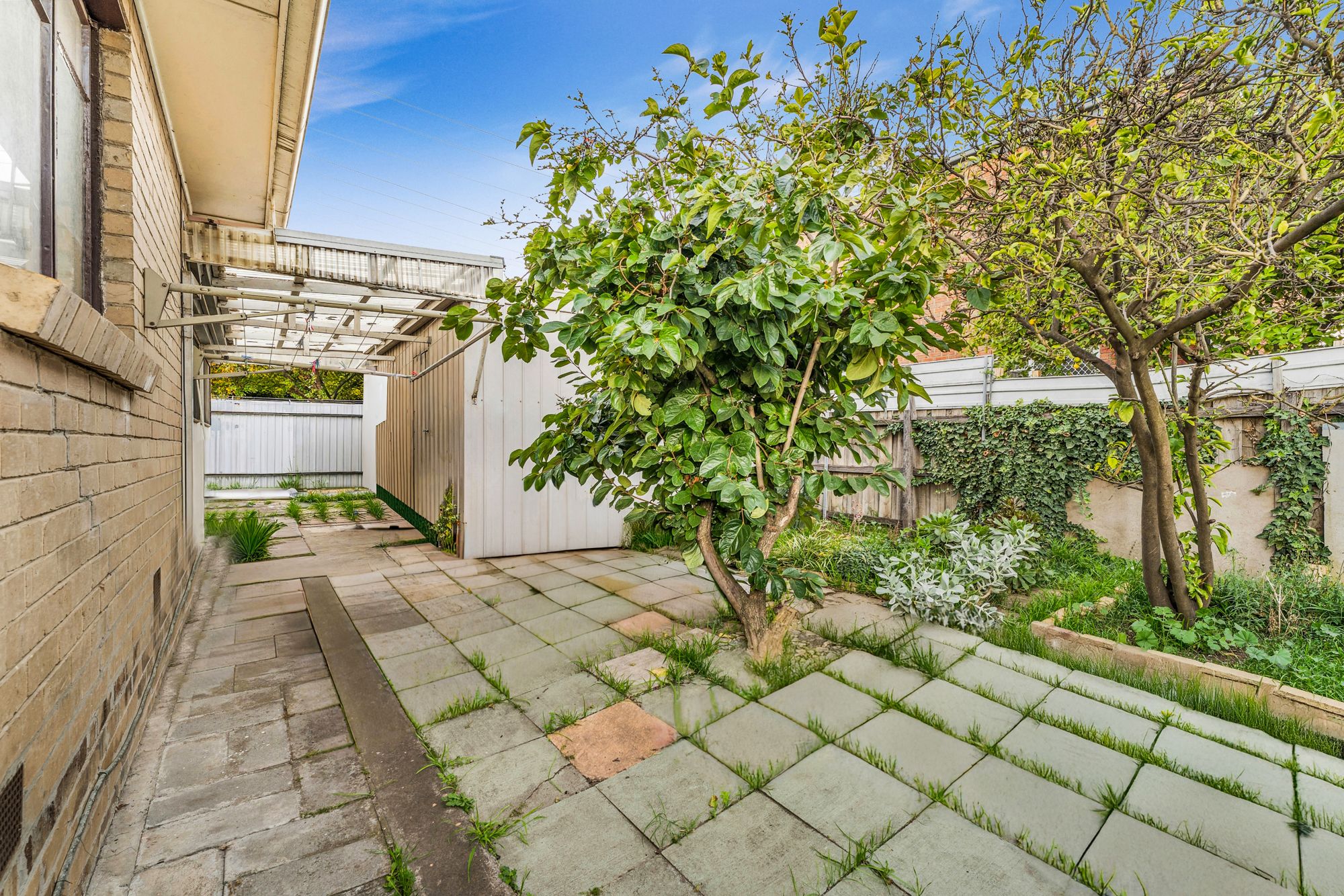 647 Geelong Road — photo 16 of 19