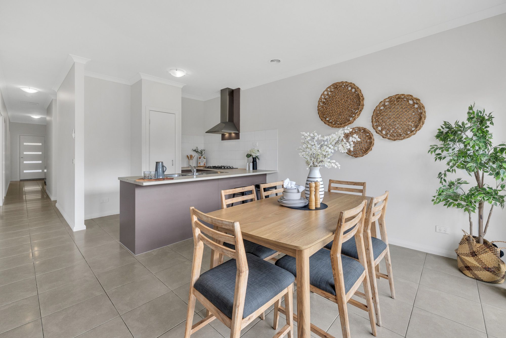 152 Eureka Drive, MANOR LAKES, VIC 3024