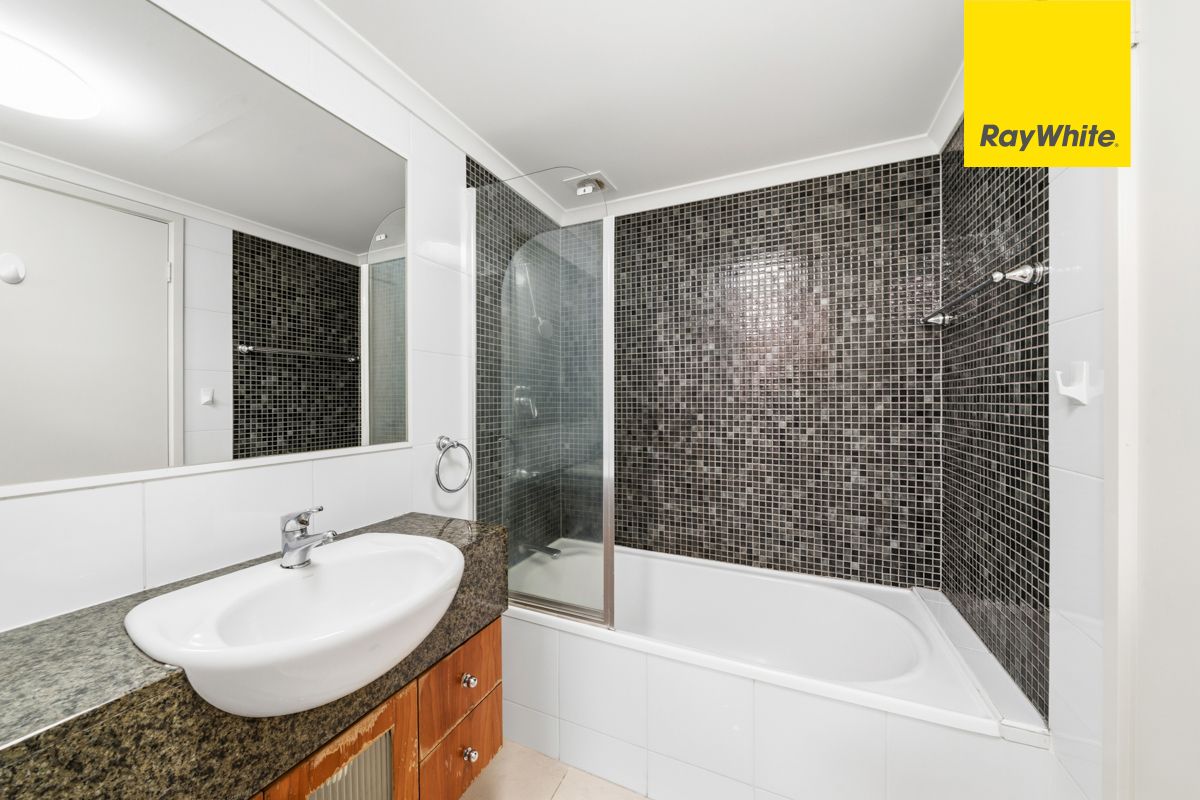 114/86 Northbourne Avenue — photo 8 of 16