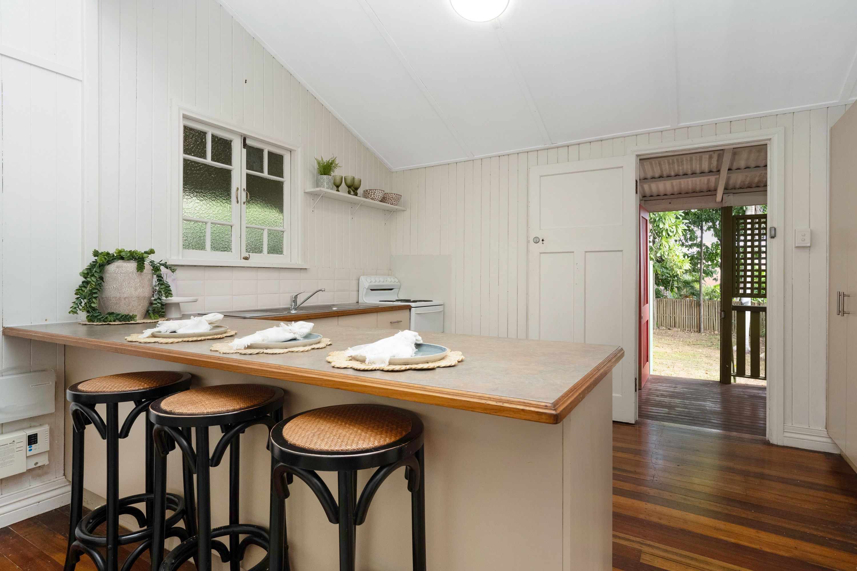 2A North Street, West End, QLD 4810