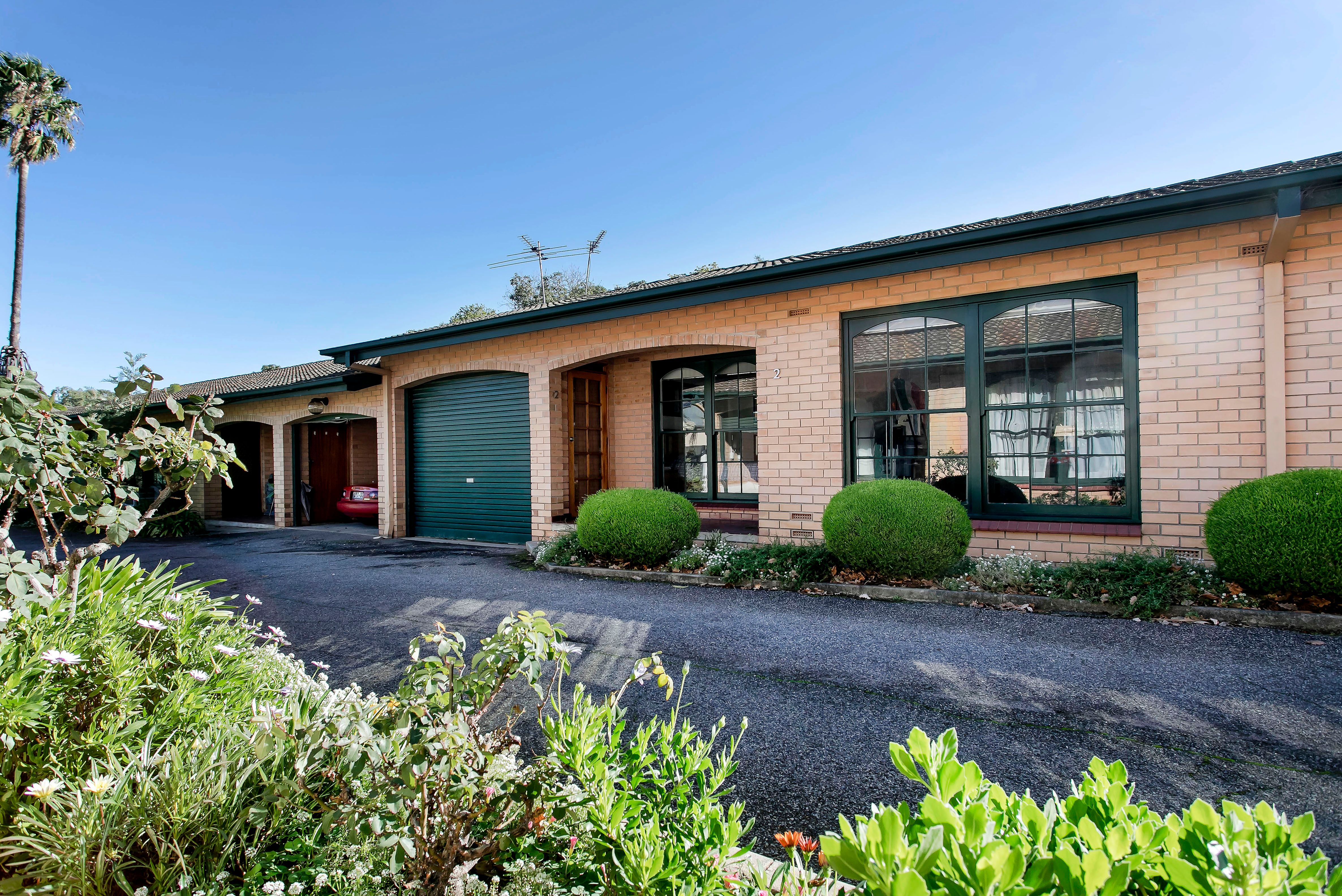 2/19 Desaumarez Street, Kensington Park, SA 5068