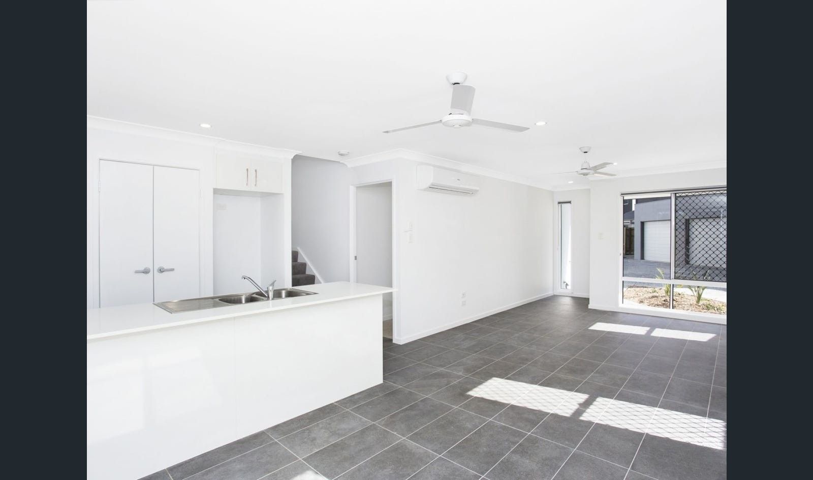 11/79 Cartwright Street — photo 3 of 10
