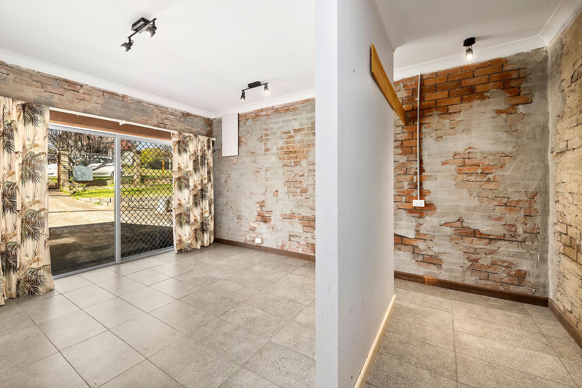 54 Argyle Street — photo 7 of 10