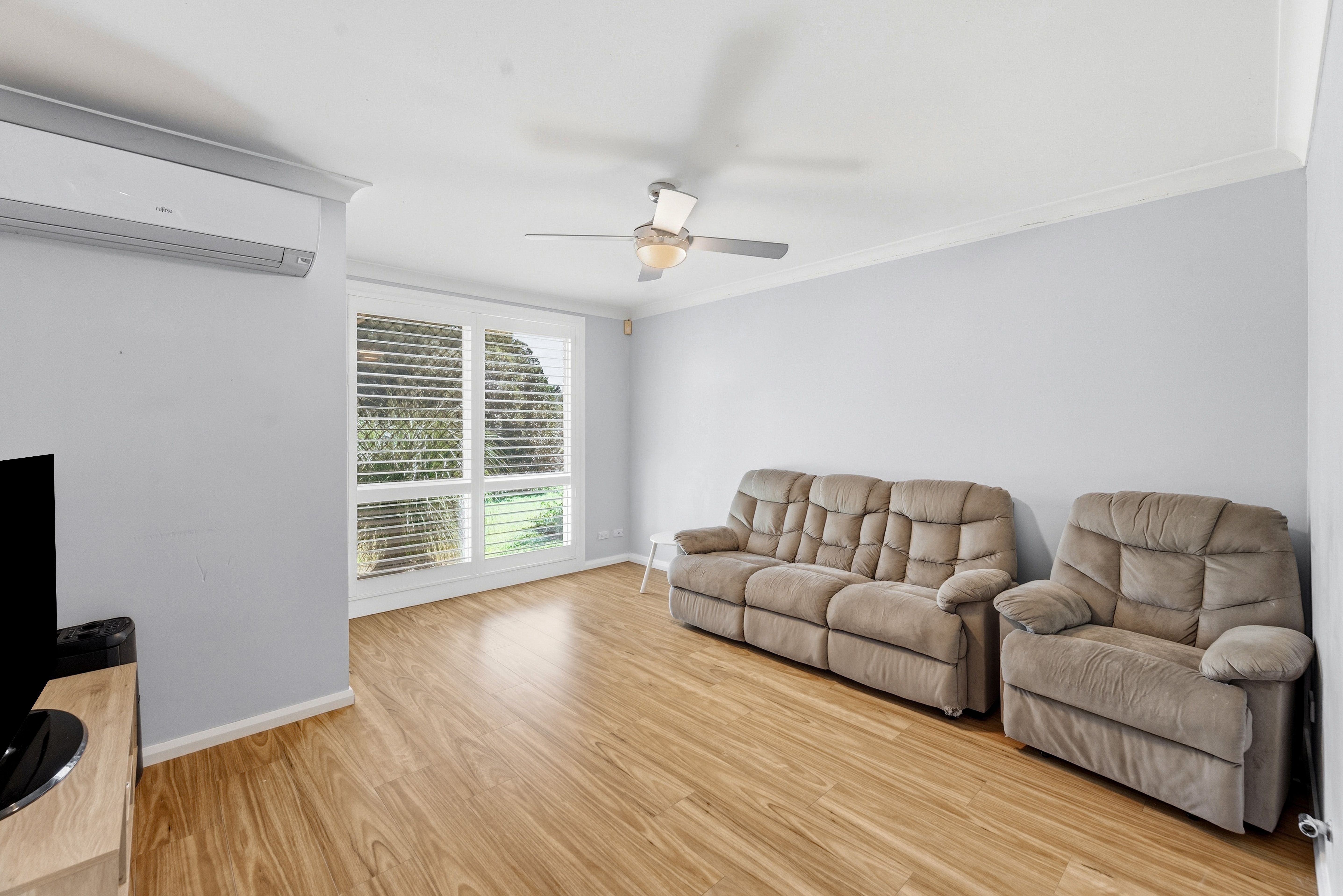 2/289 Copperfield Drive, Rosemeadow, NSW 2560