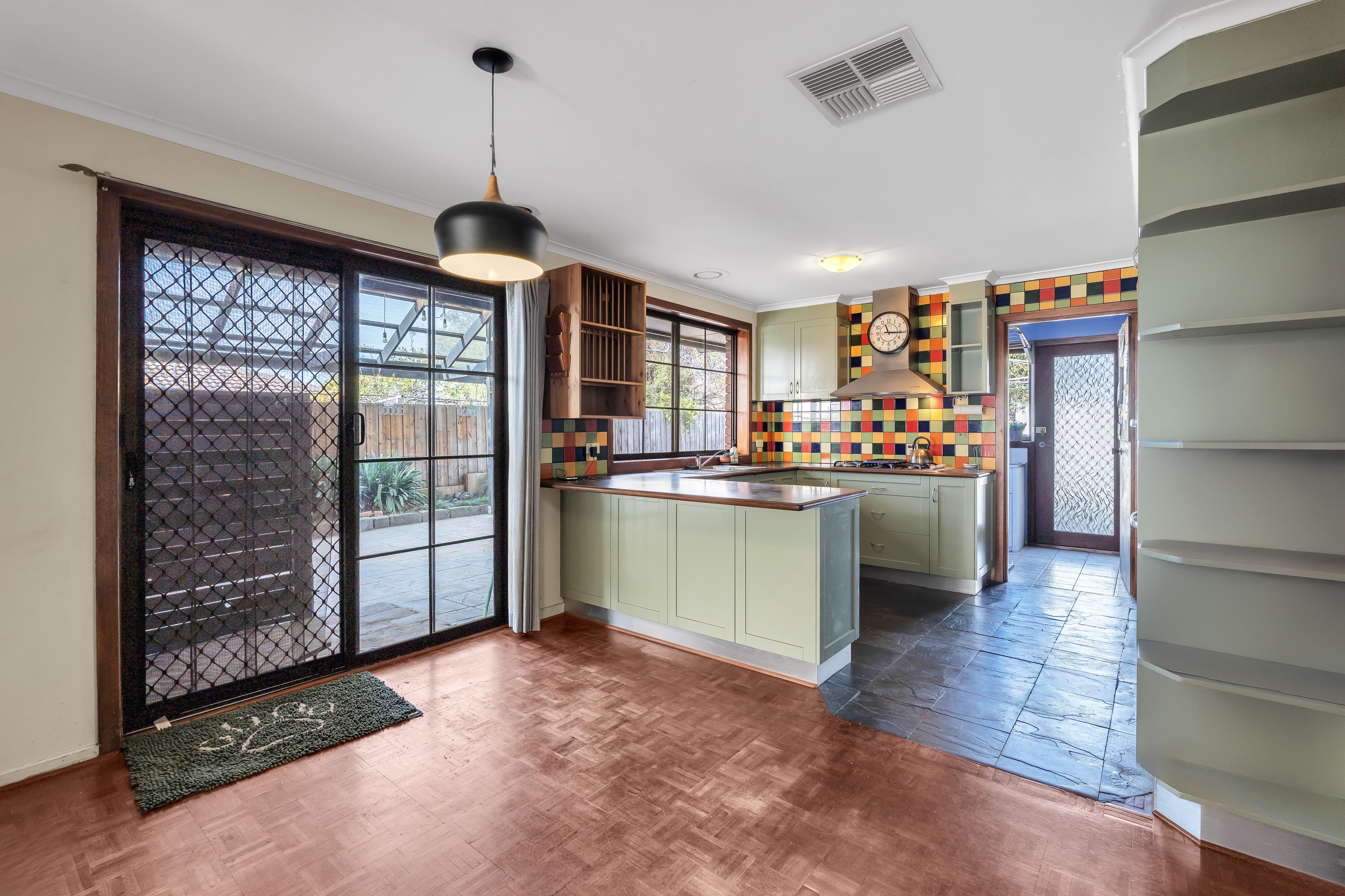 4 Courtney Avenue, Hoppers Crossing, VIC 3029