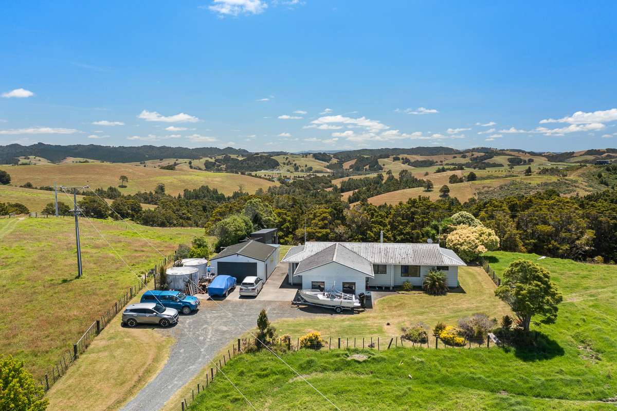 155 Te Toiroa Road photo 1