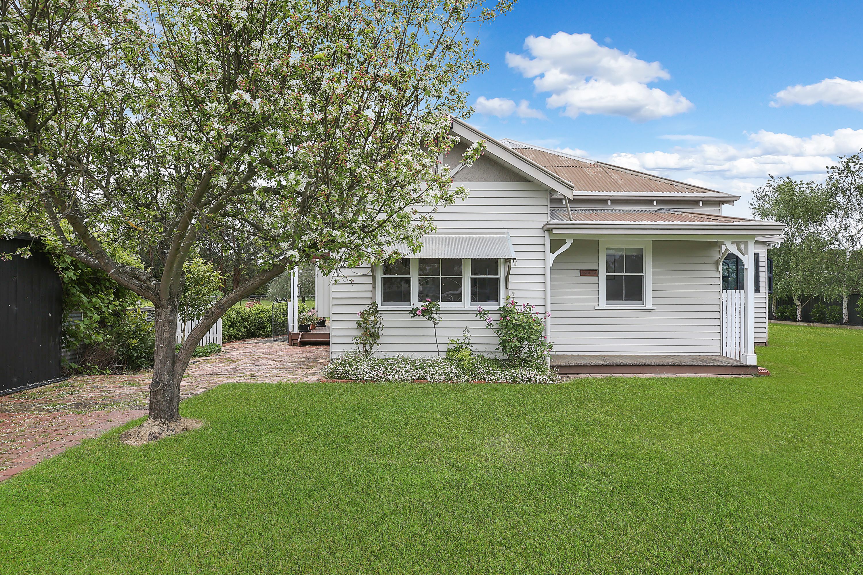 285 Sinclair Street South, Elliminyt VIC 3250