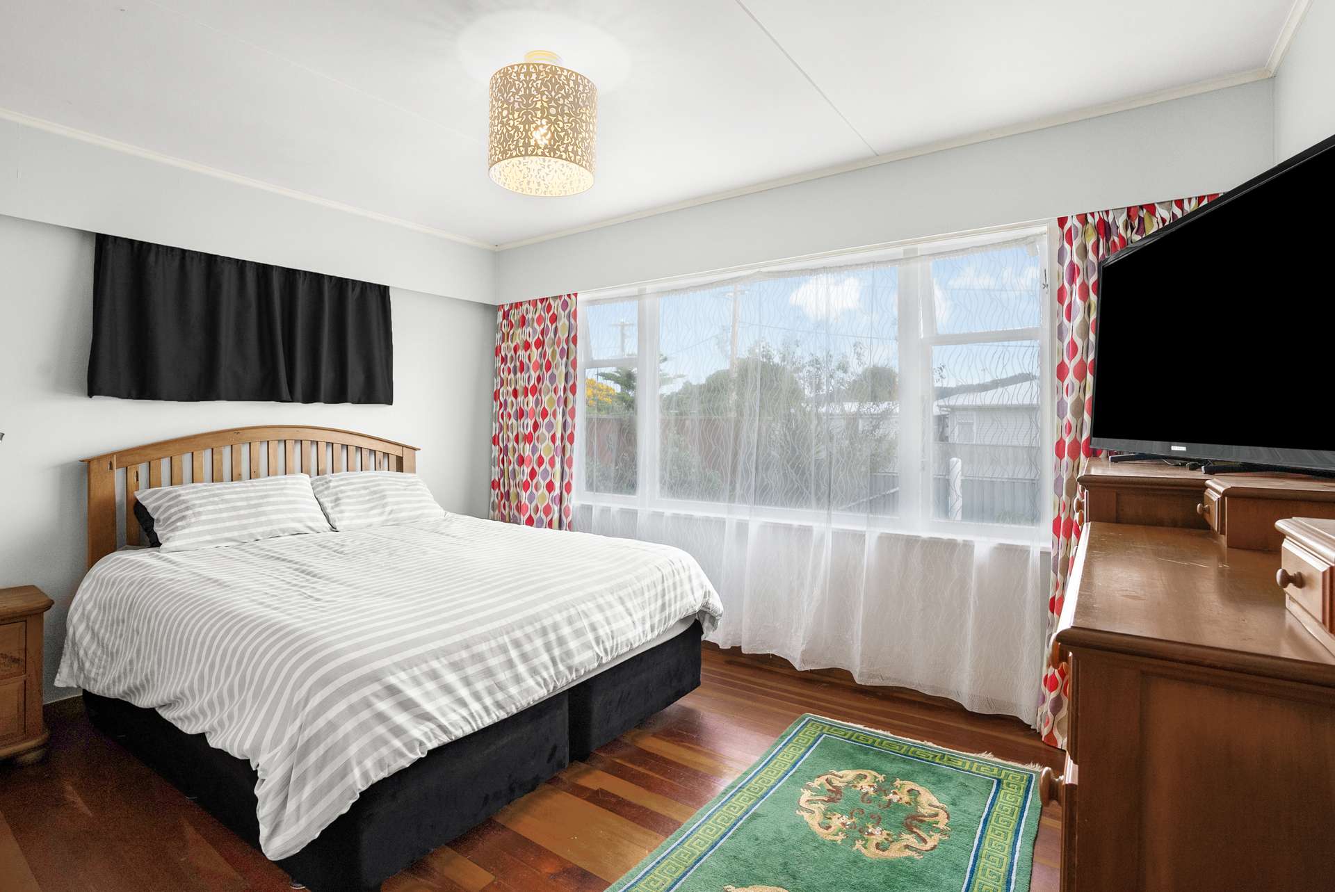 64 Russell Road photo 7