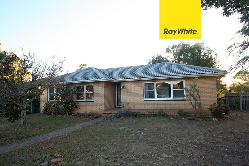 1 Tuglow Place, Leumeah, NSW 2560 Leased House Ray White Macarthur