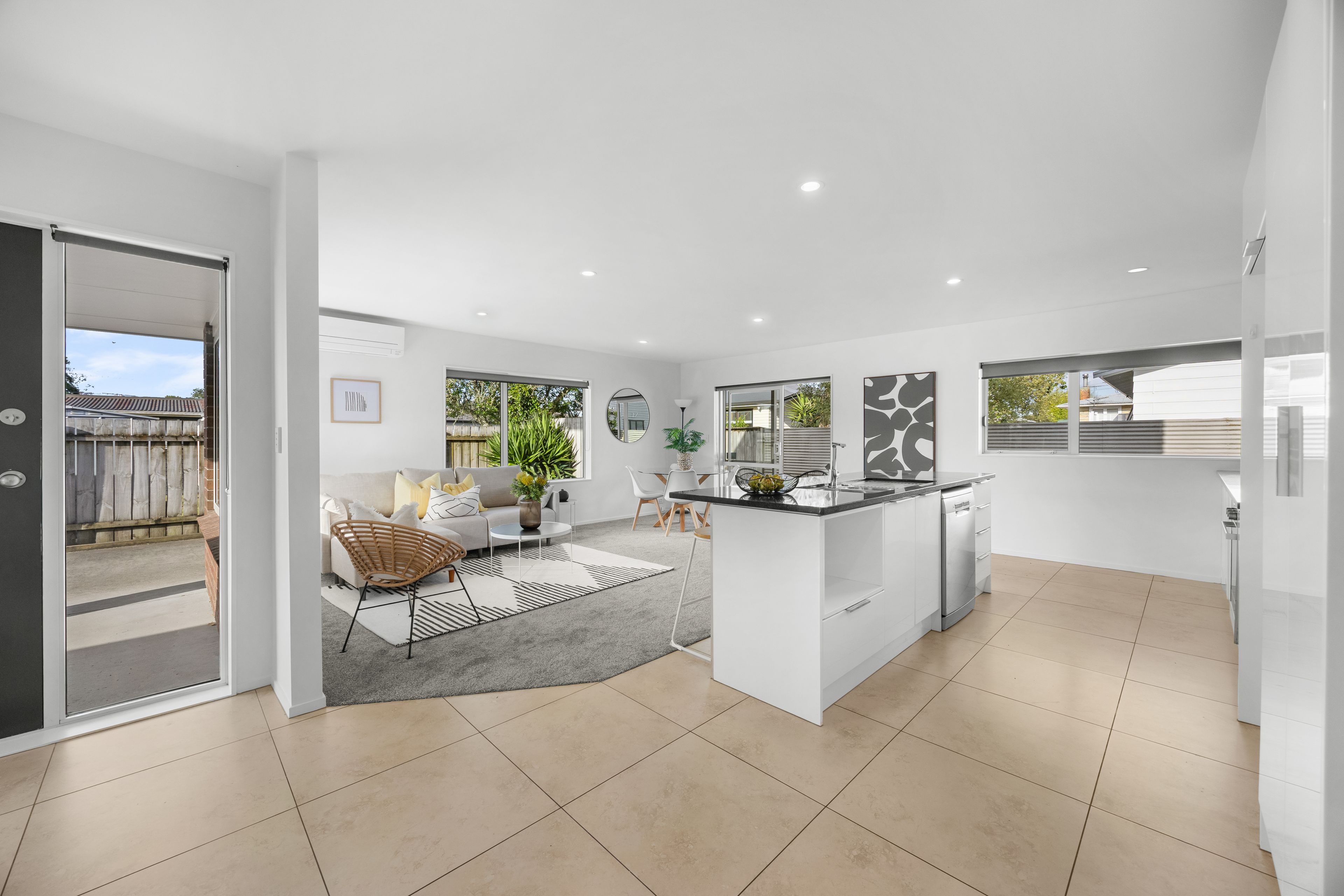 6A Alan Avenue, Henderson, Waitakere City