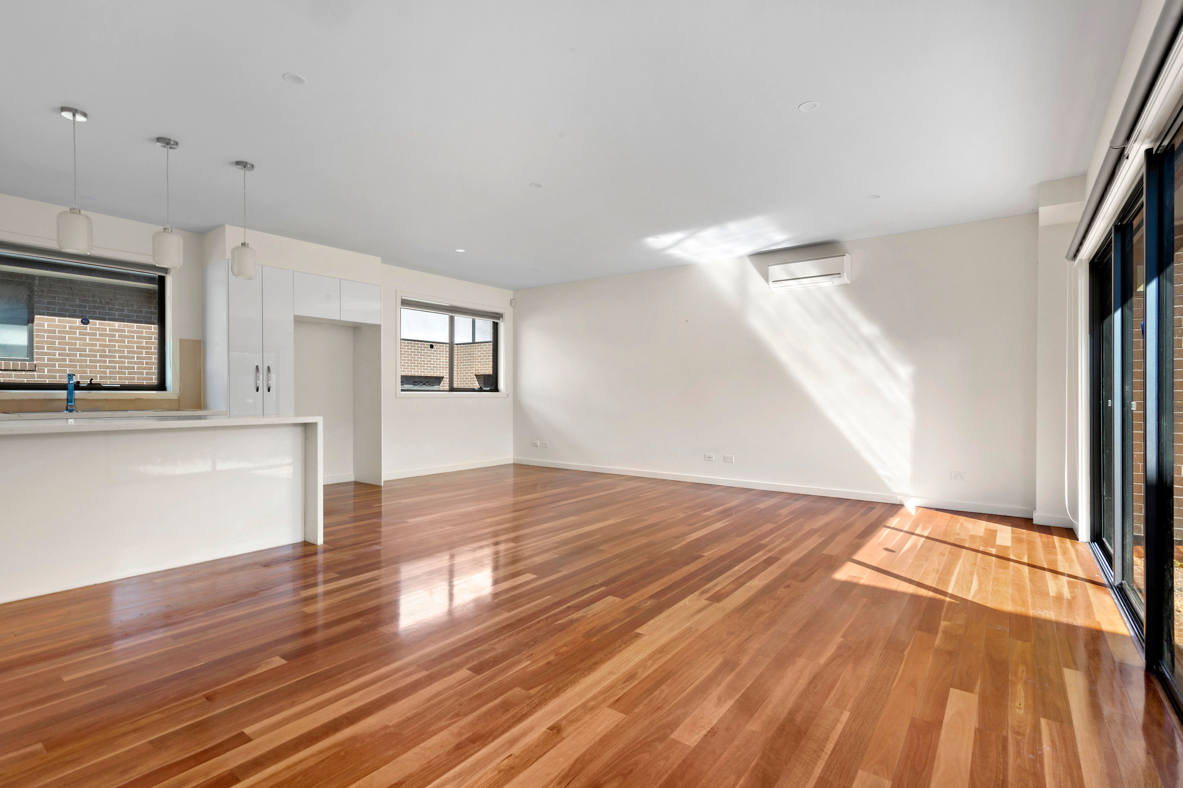 1/38 McComas Grove, Burwood, VIC 3125