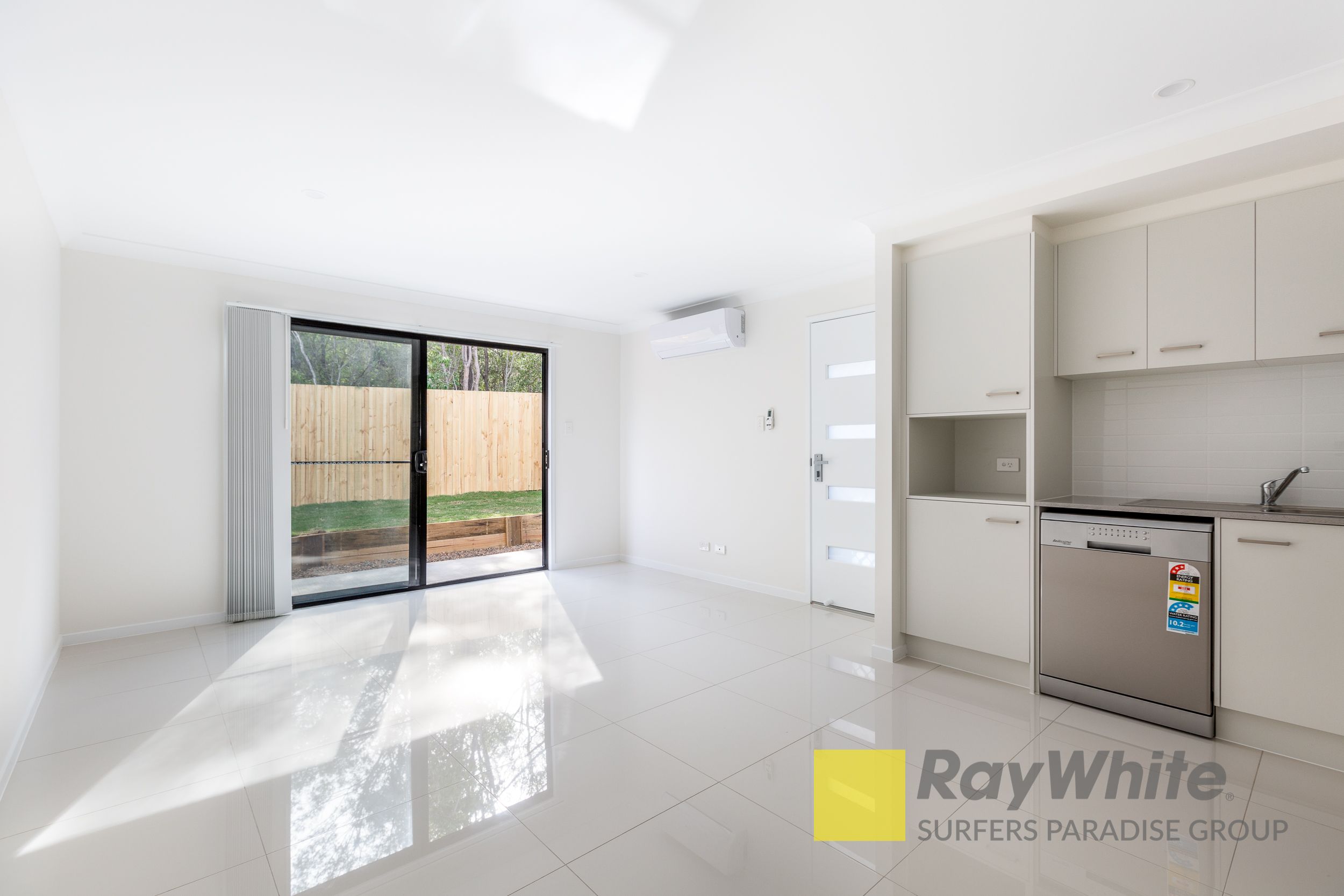 2/67 Arburry Crescent, Brassall, QLD 4305