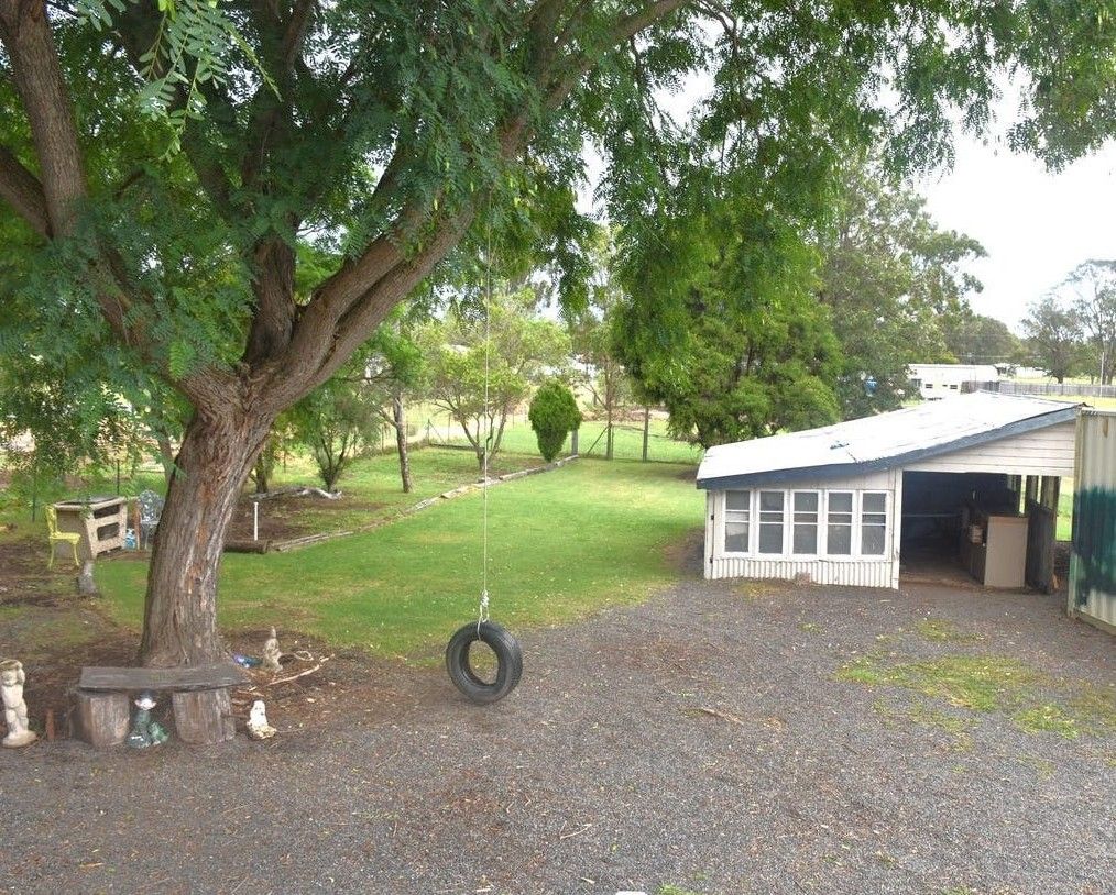 21 MacIntyre Street, Leyburn, QLD 4365