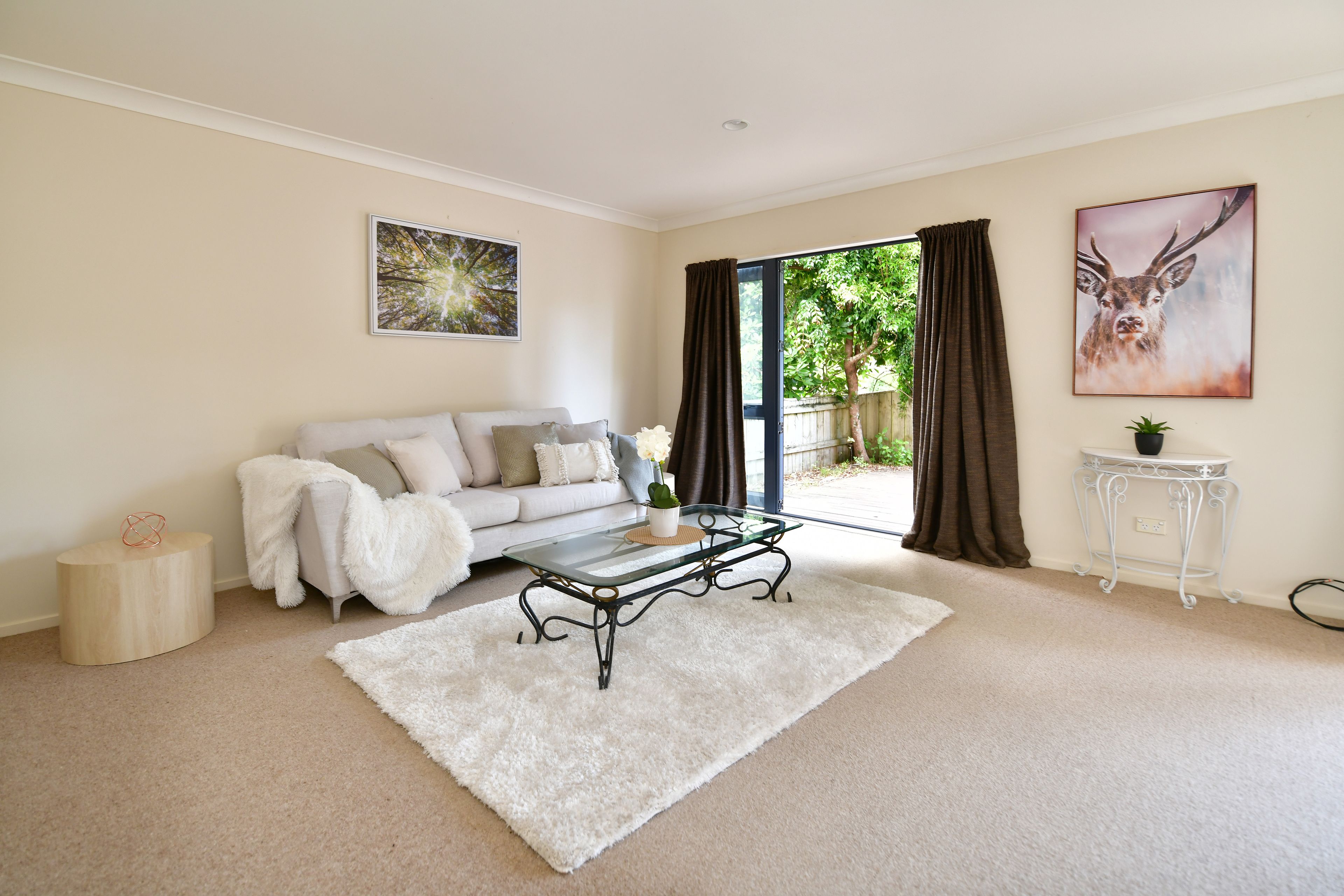 8/14 Ponderosa Drive, Oteha, North Shore City