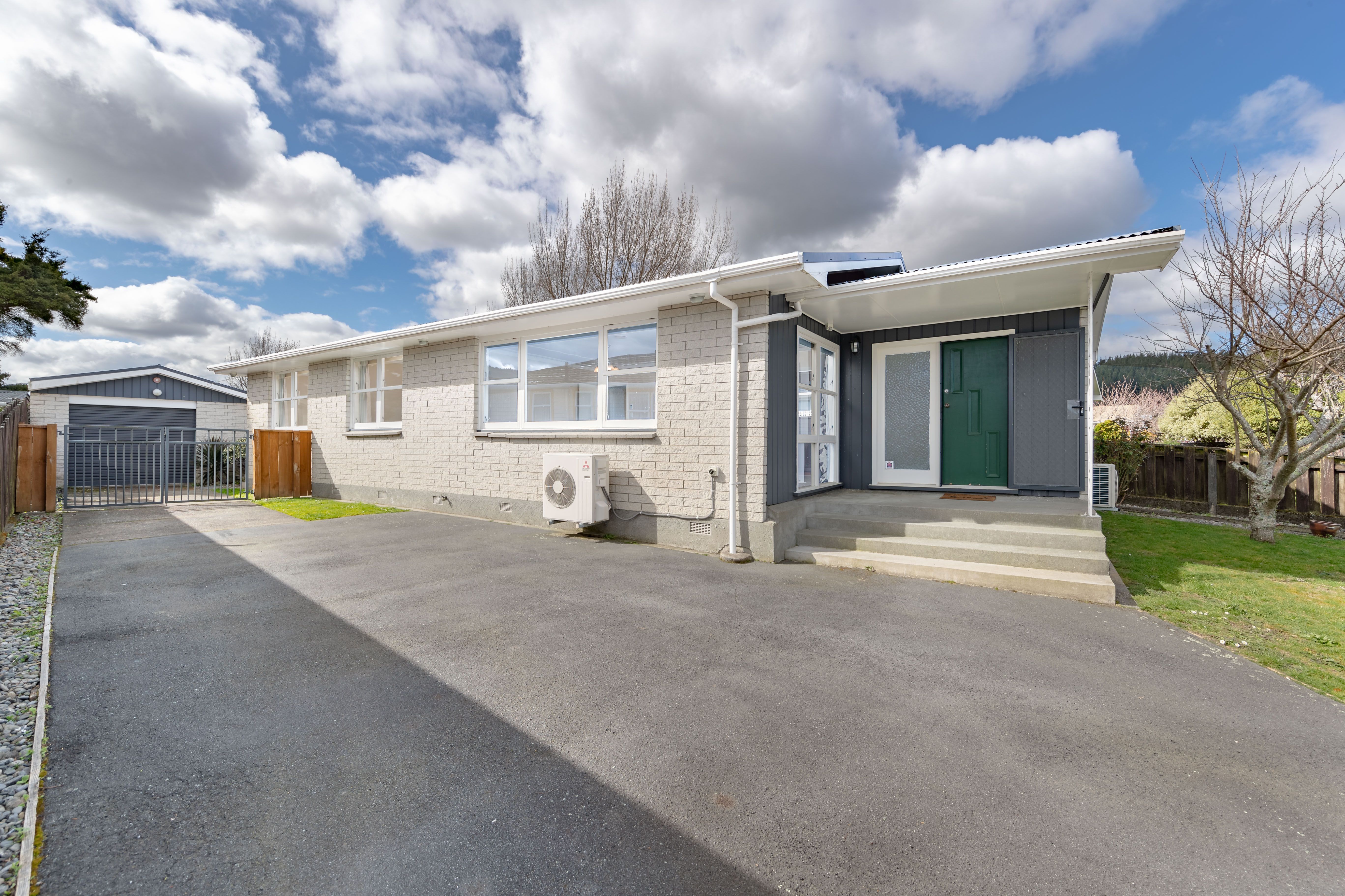 131 Clouston Park Road, Clouston Park, Upper Hutt City