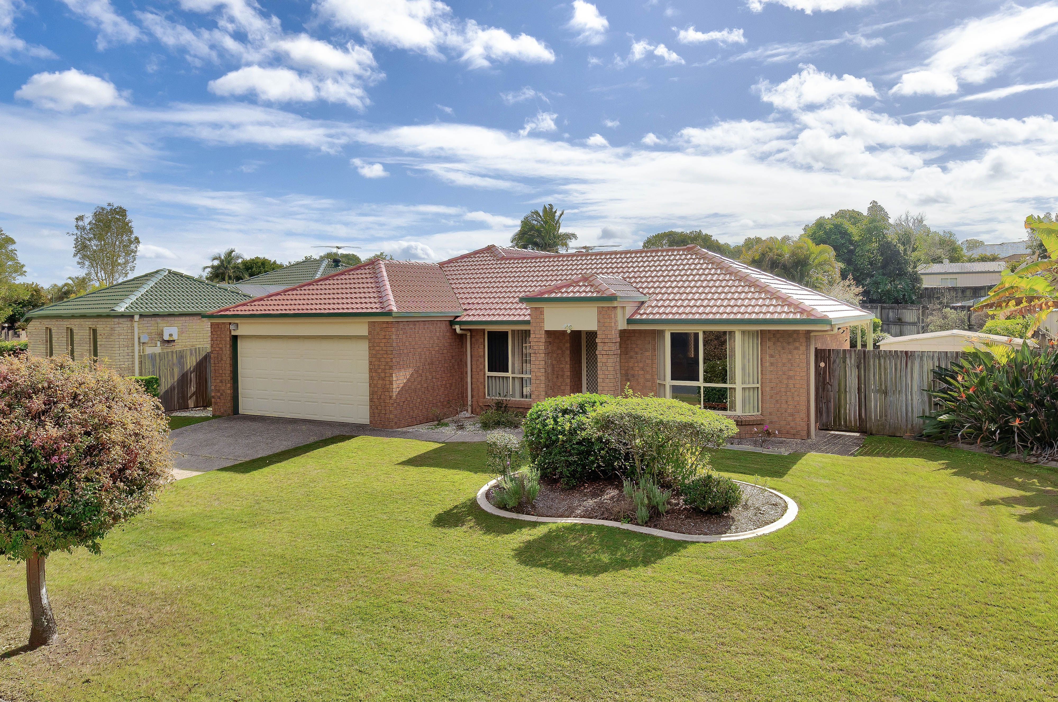 64 Daintree Drive, Parkinson, QLD 4115