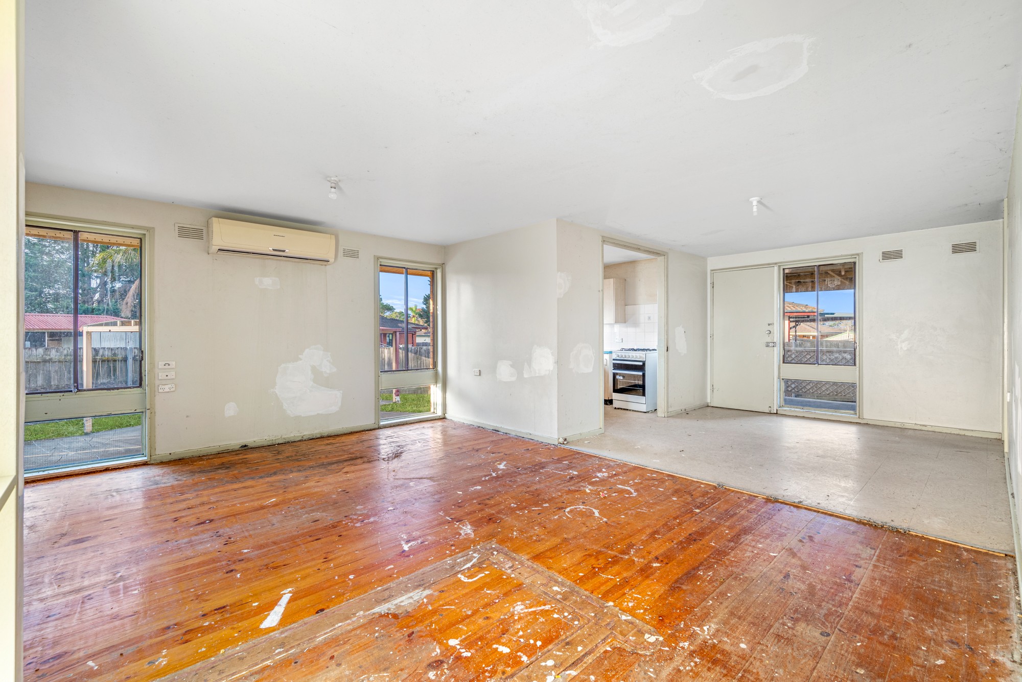 15 Atkinson Place, Airds, NSW 2560