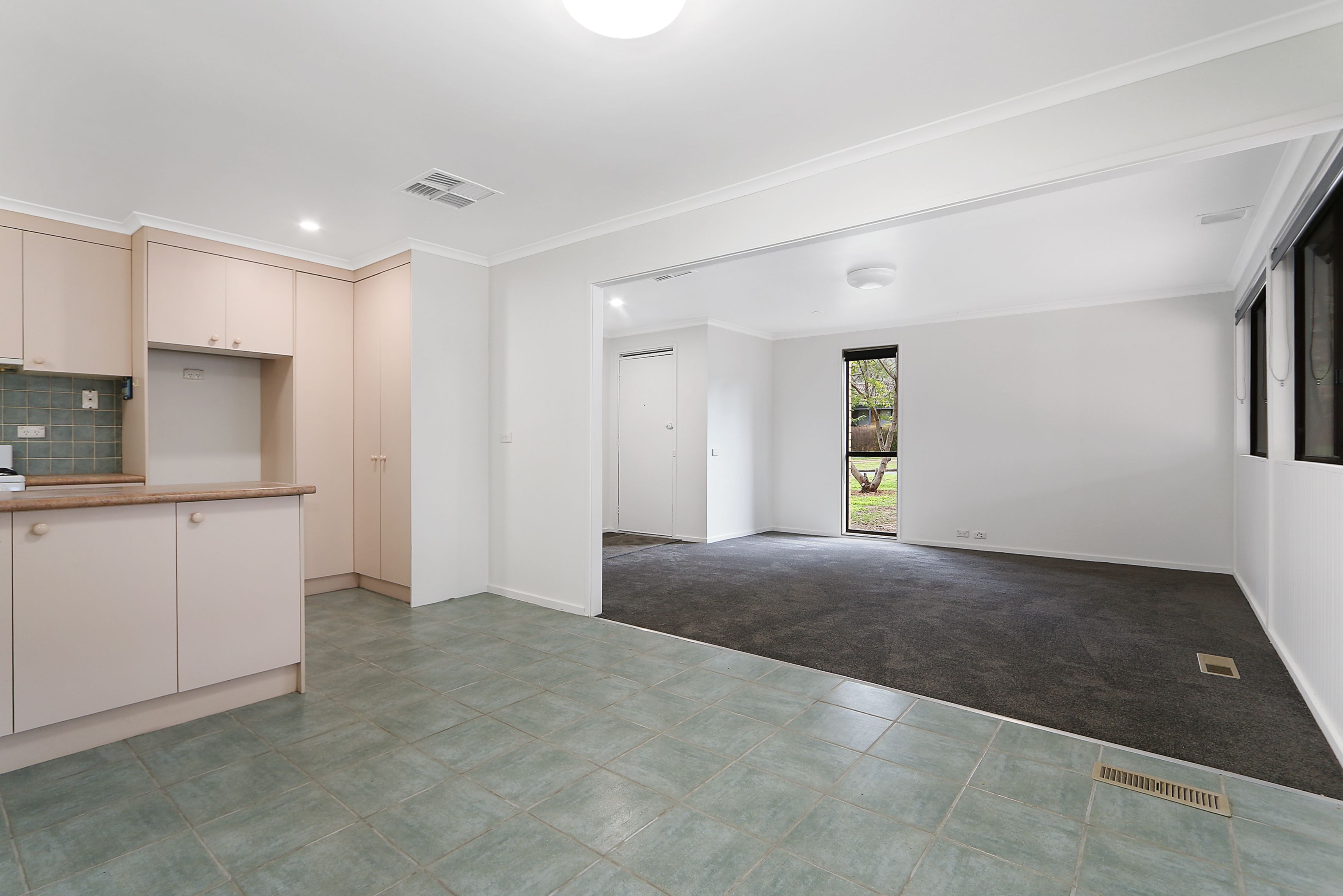 22 Aruma Crescent, Springdale Heights, NSW 2641