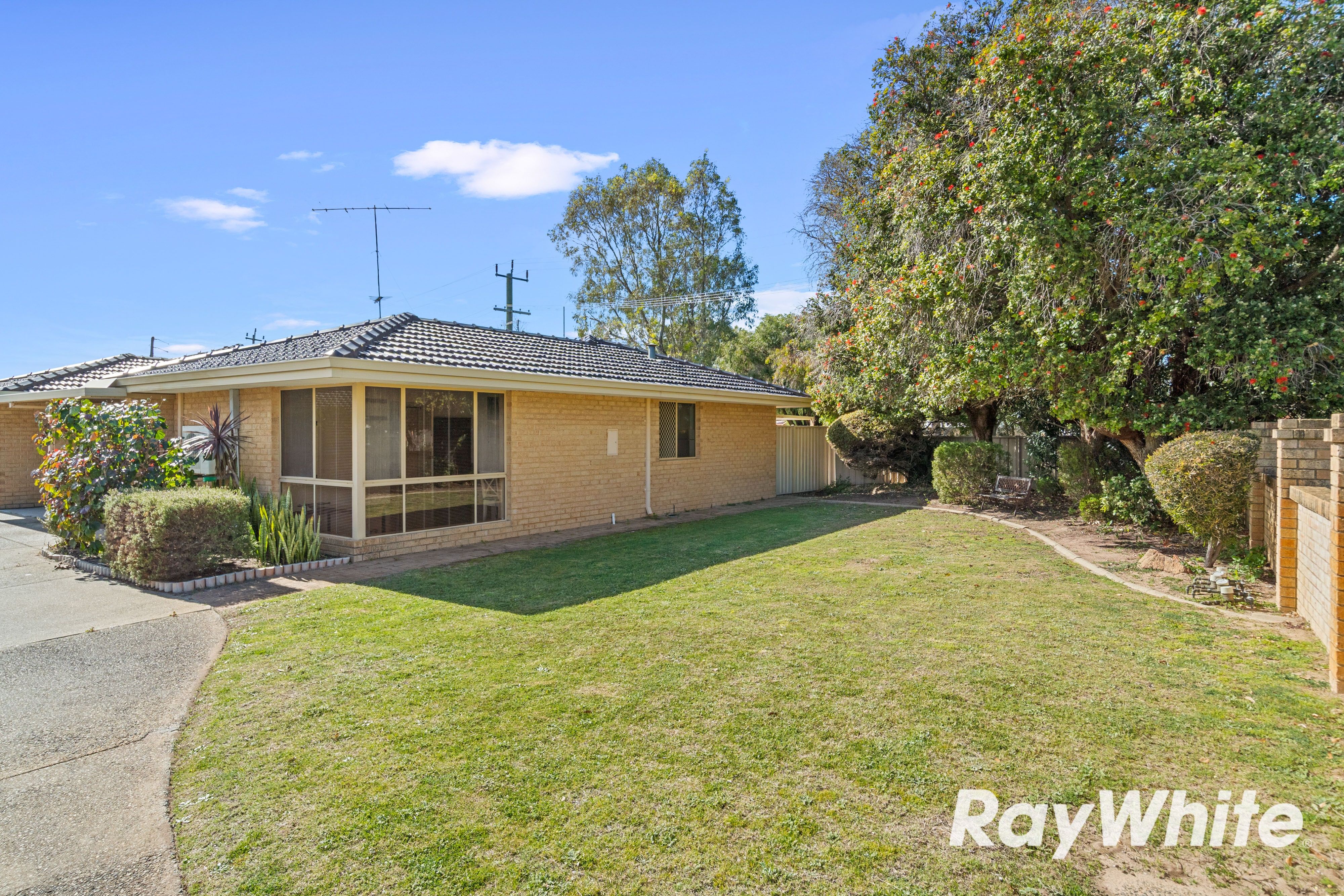 6/22 Ray Street — photo from Ray White Mandurah