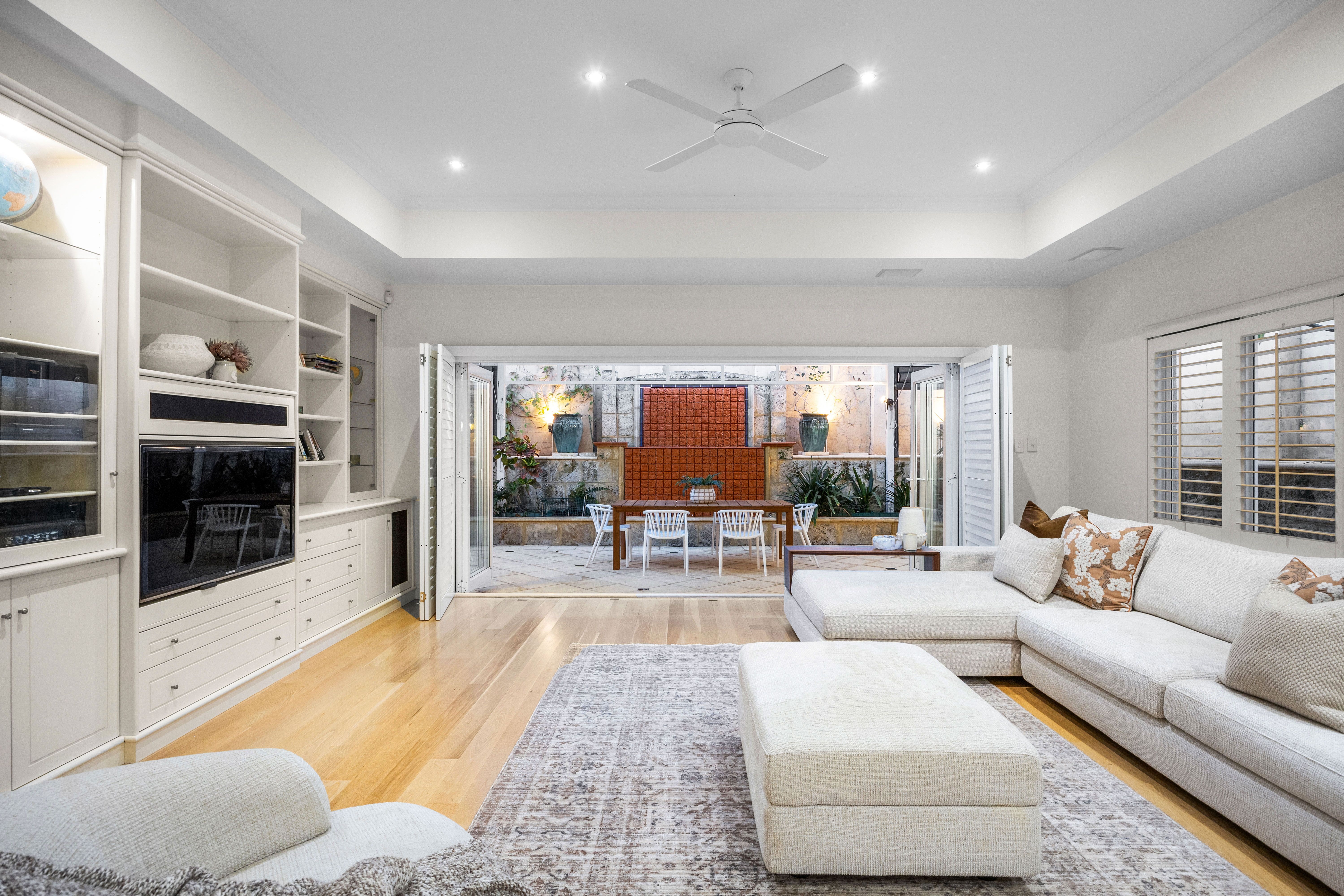 7 Swansea Street — photo 5 of 27