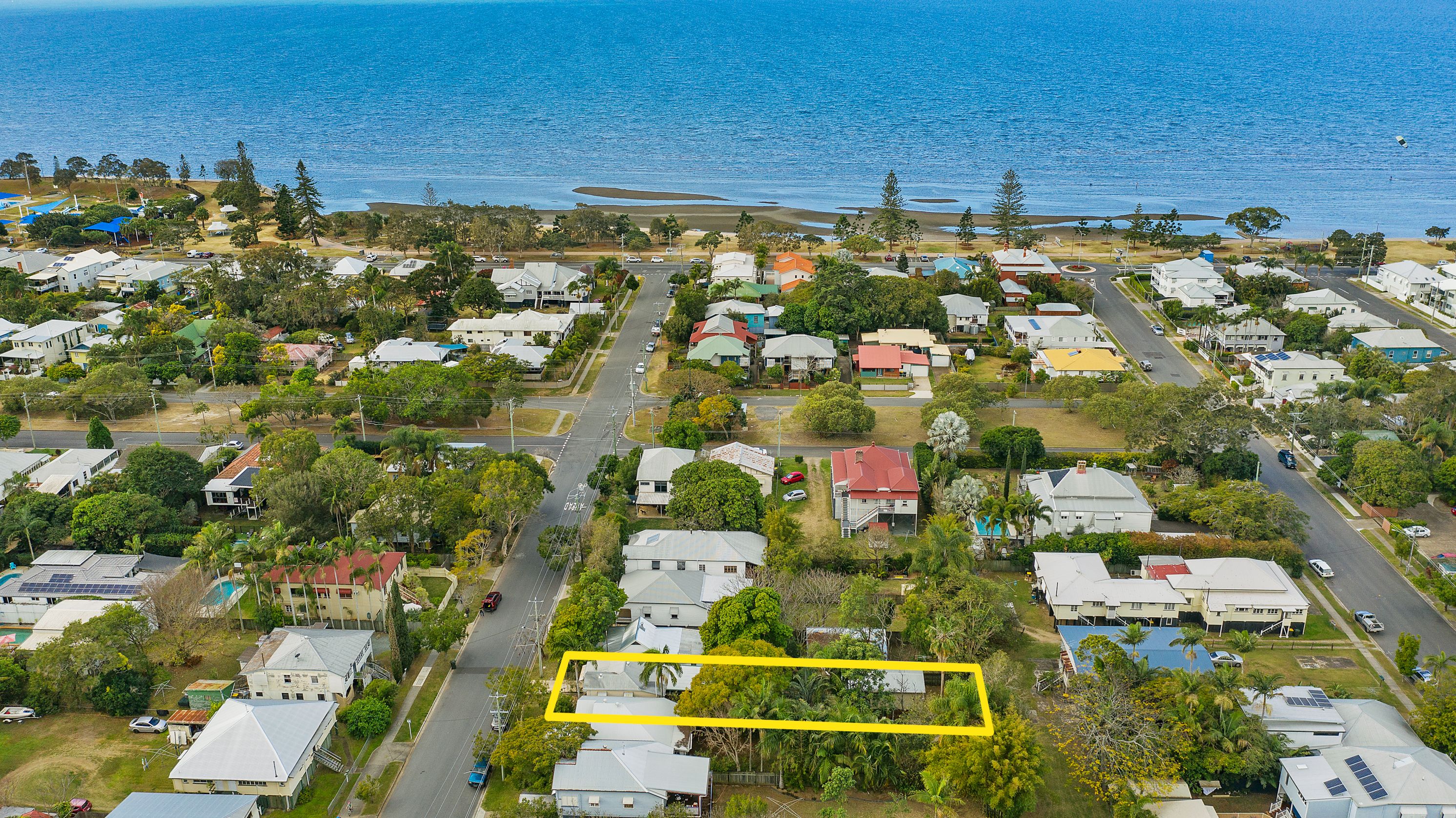9 Seventh Avenue, Sandgate, QLD 4017