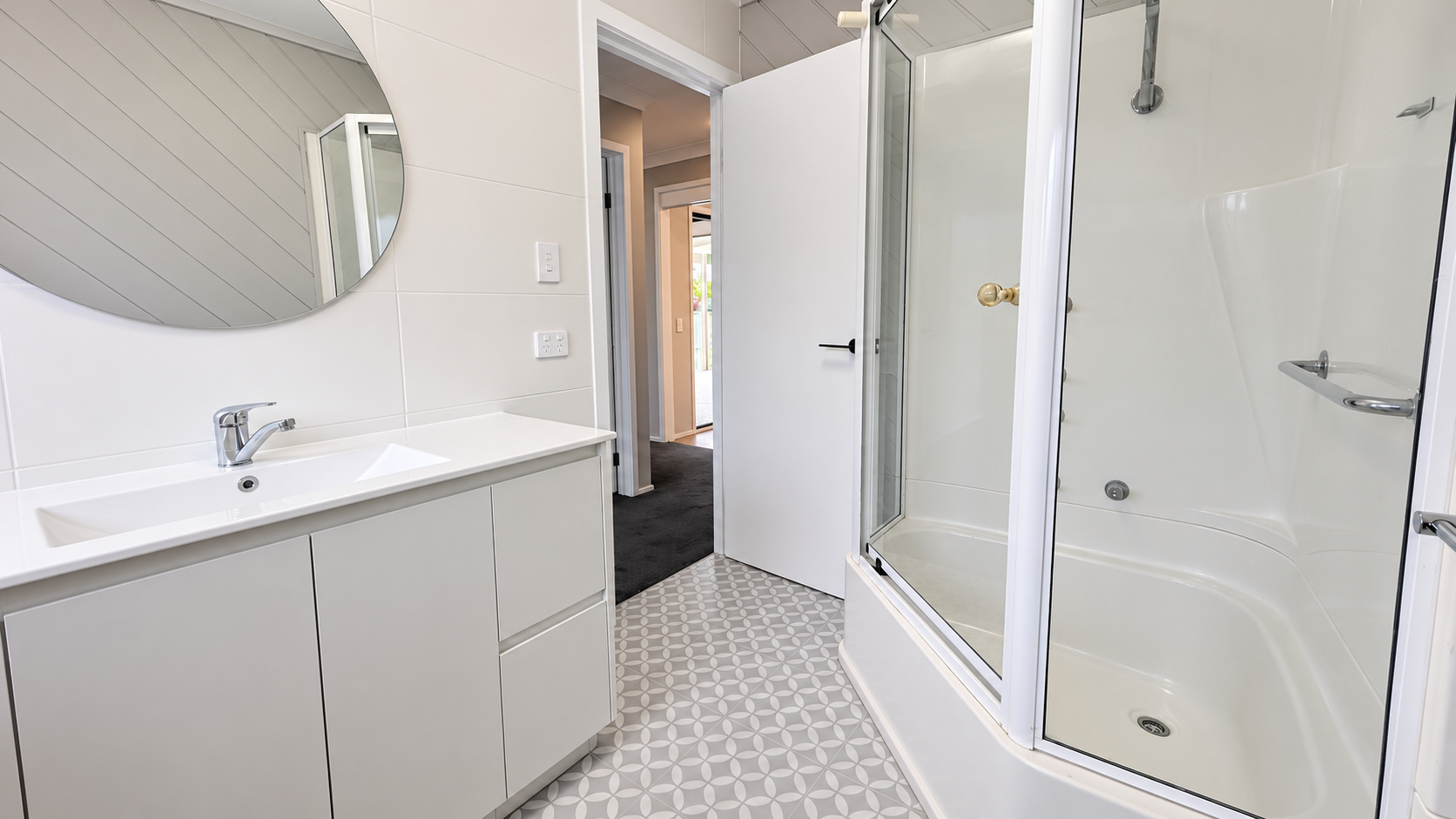 15 Buna Road — photo 9 of 12