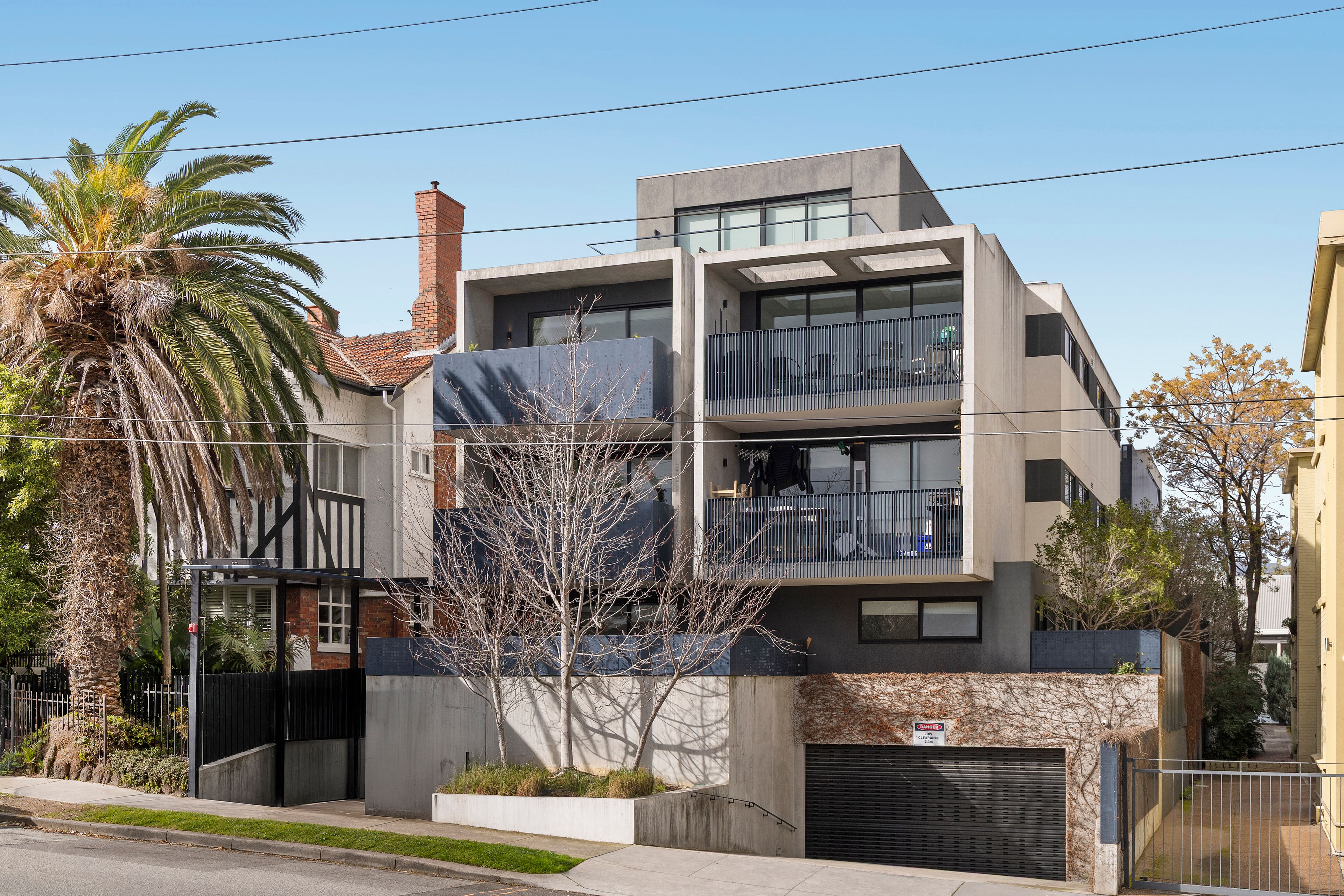 201/76 Barkly Street — photo from Ray White Ringwood