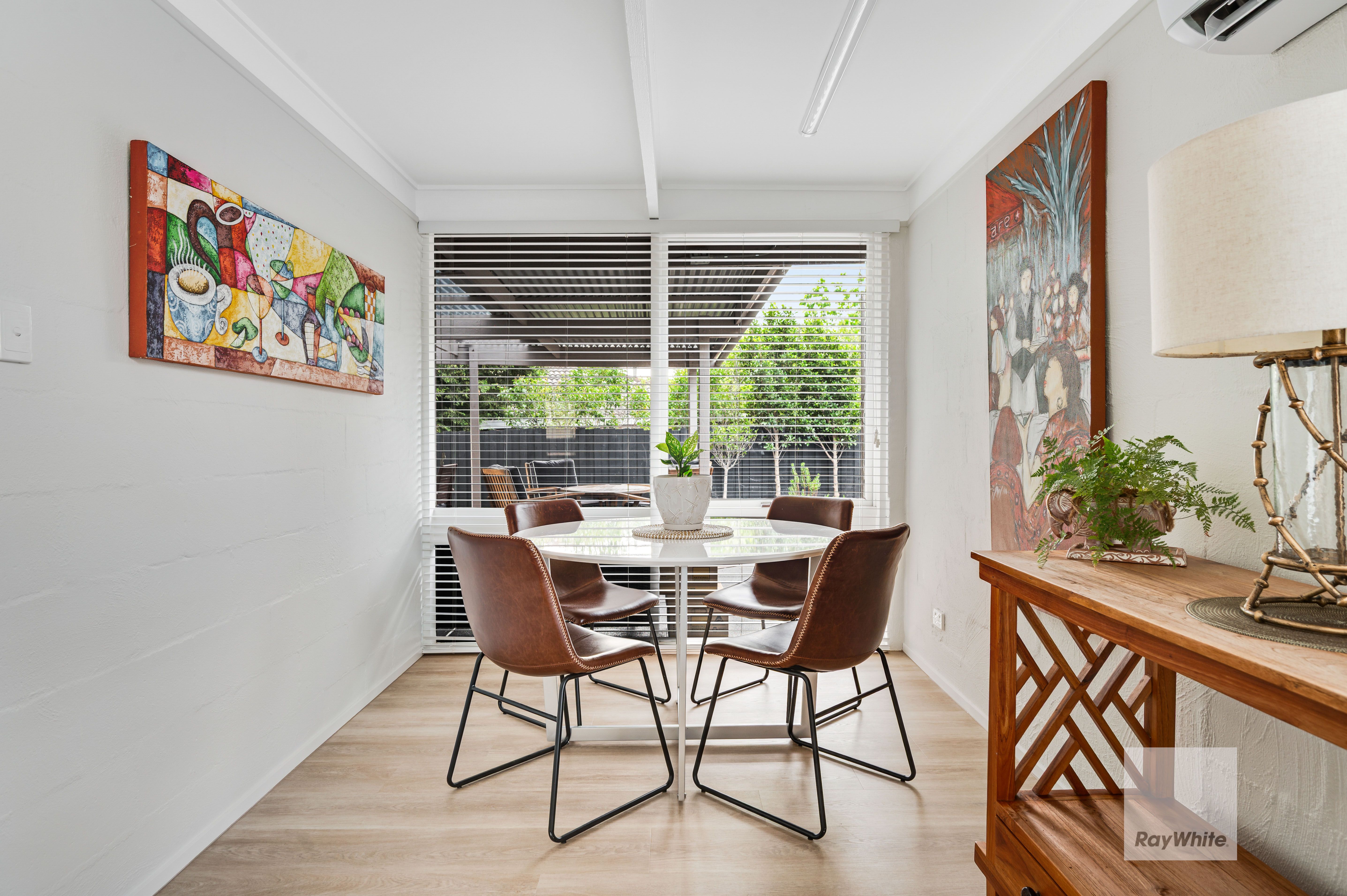 35 Dunfield Drive — photo 8 of 24