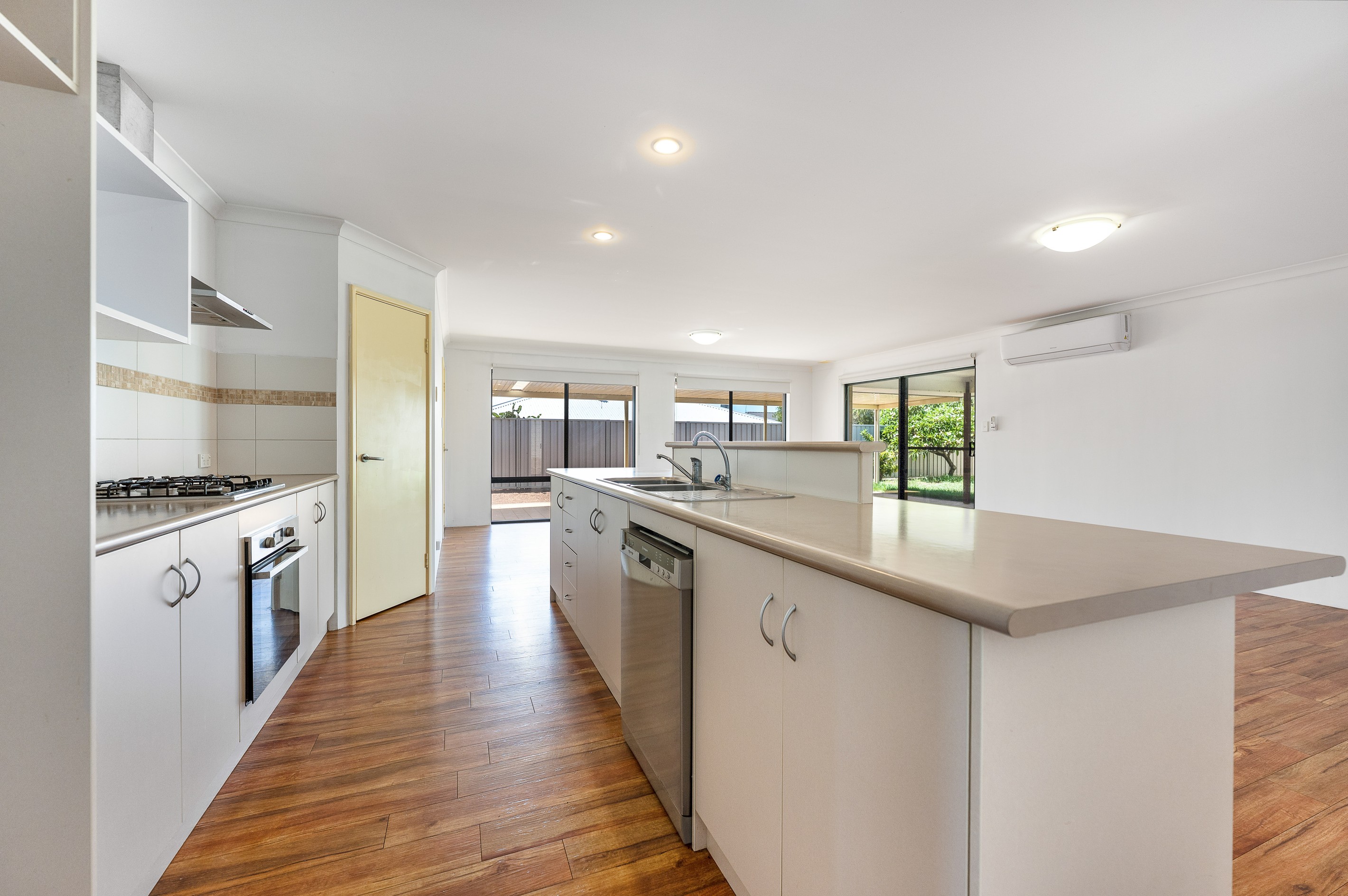 47 Derna Parade, Wandina, WA 6530