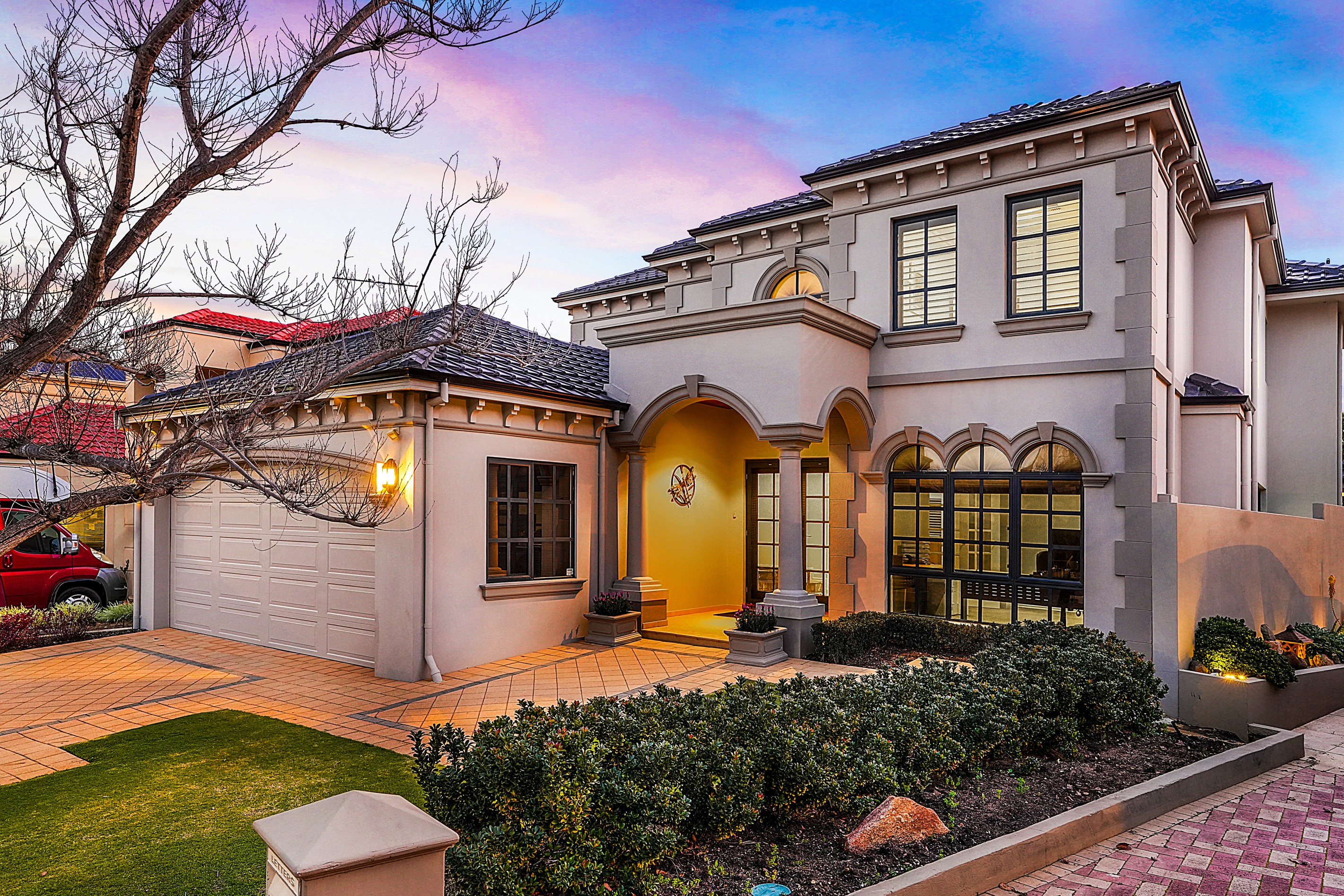 18 Plumosa Mews, Duncraig, WA 6023