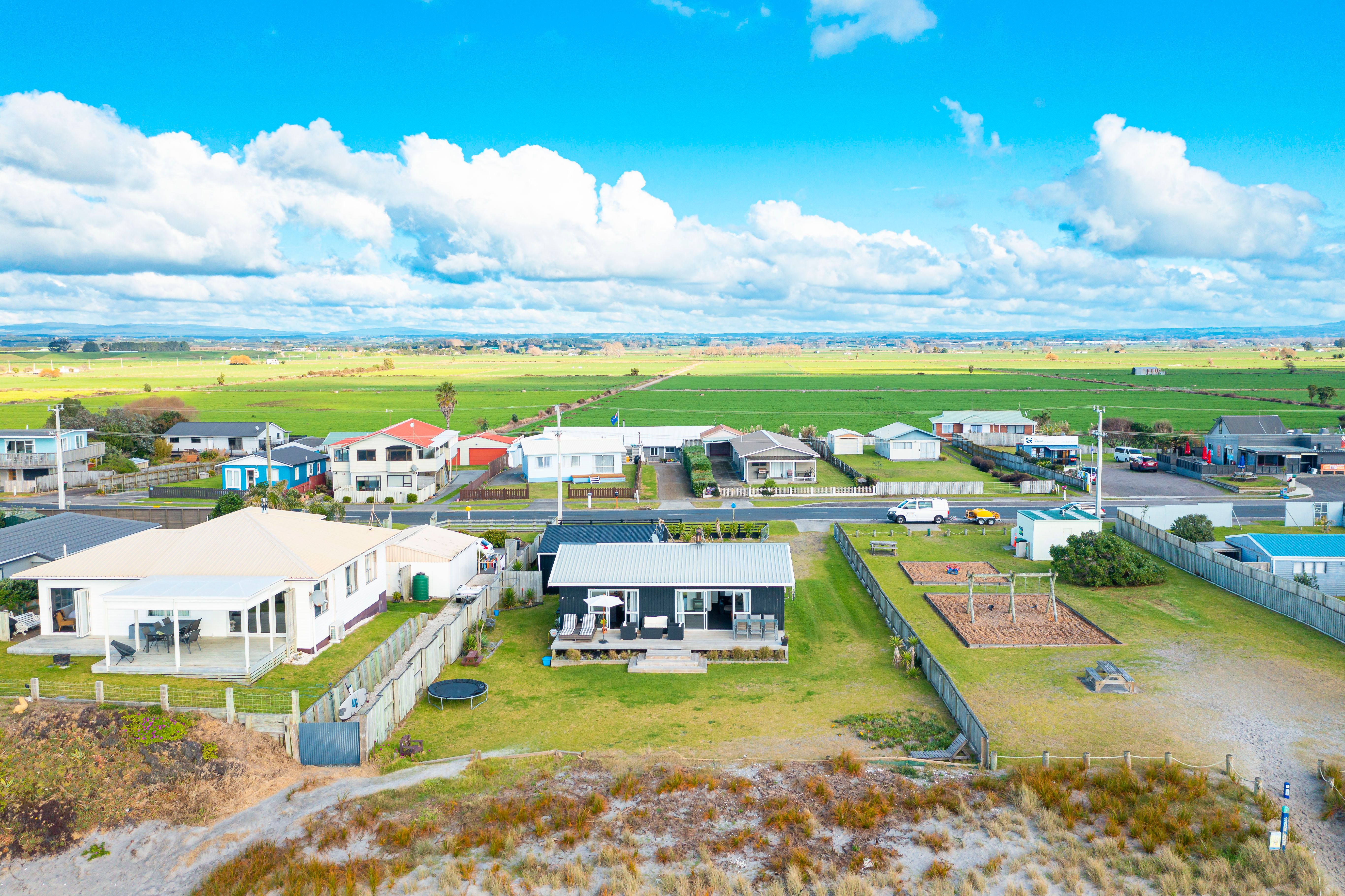 57 Pukehina Parade, Pukehina, Western Bay Of Plenty District