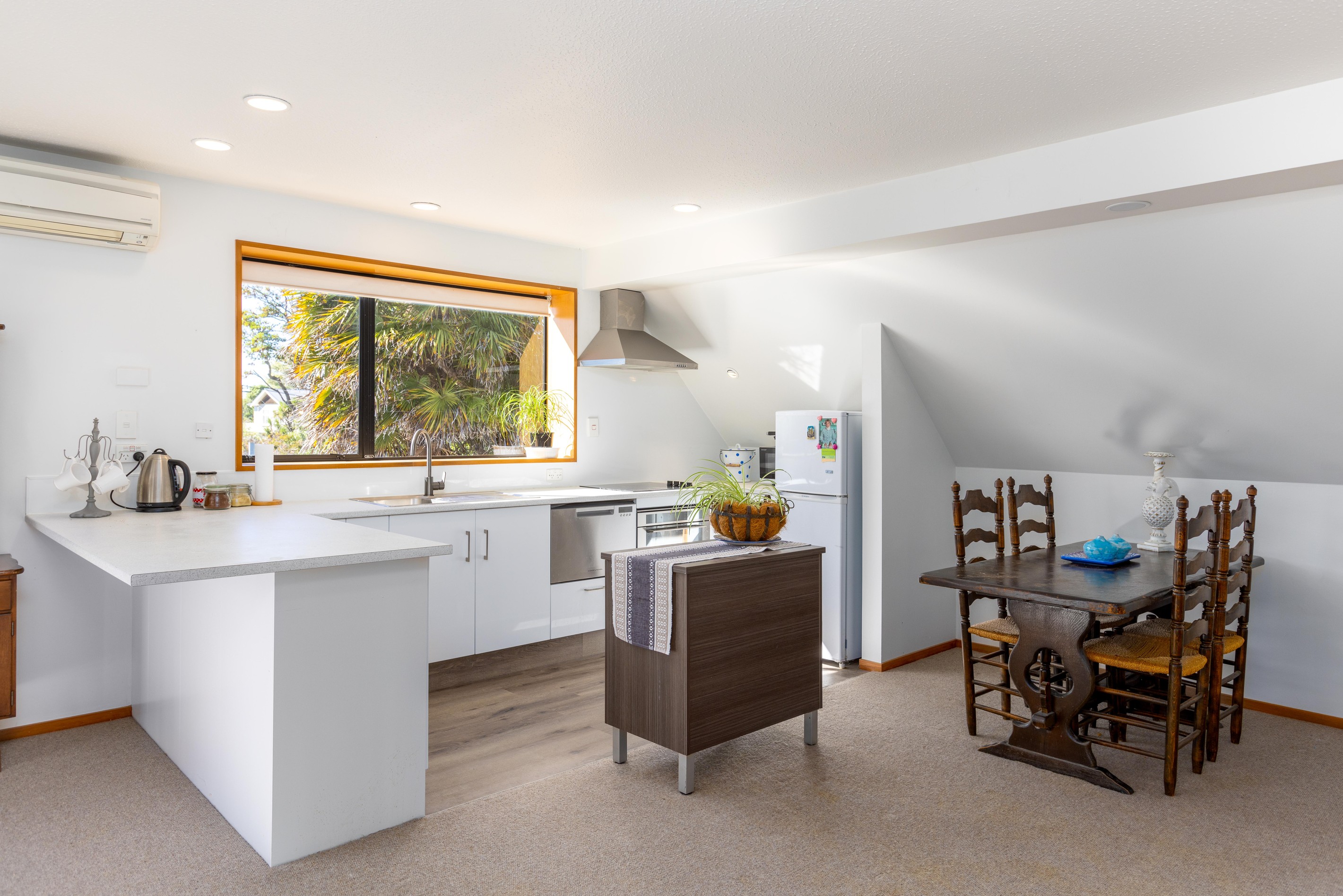 2/32 Taupata Street, Redcliffs, Christchurch City