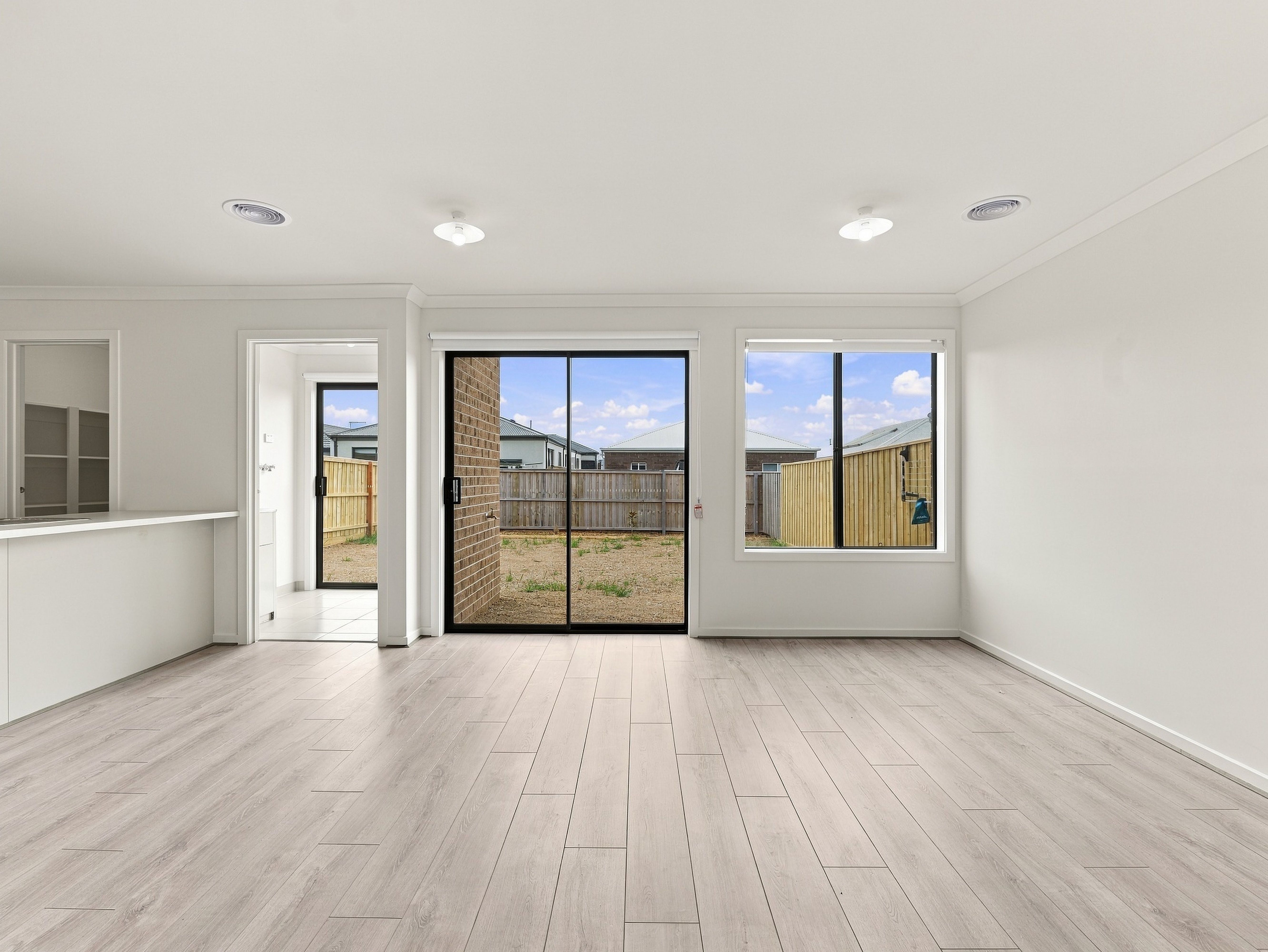 41 Rosedale Circuit — photo 3 of 21
