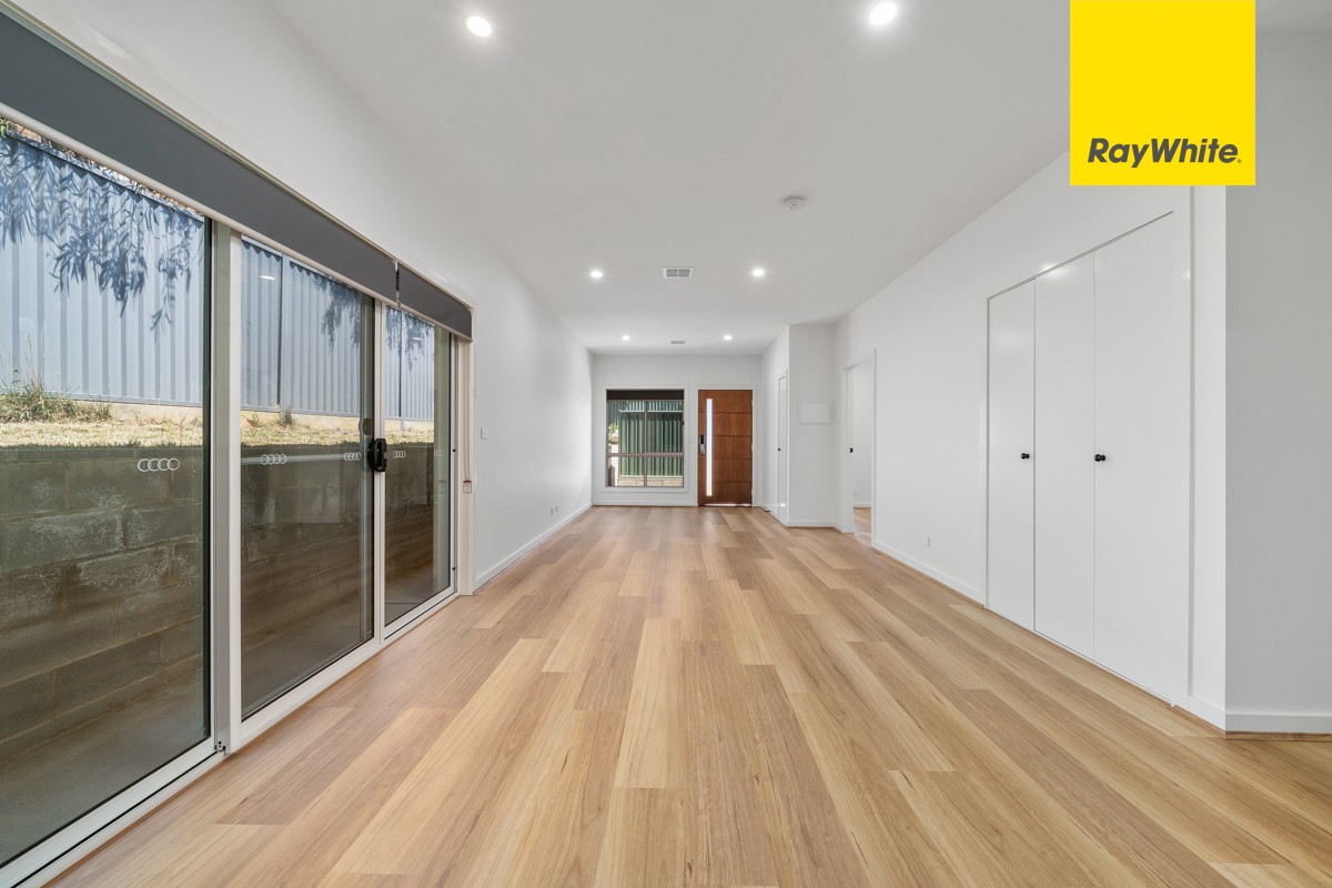 2/62 Lyttleton Crescent, Cook, ACT 2614