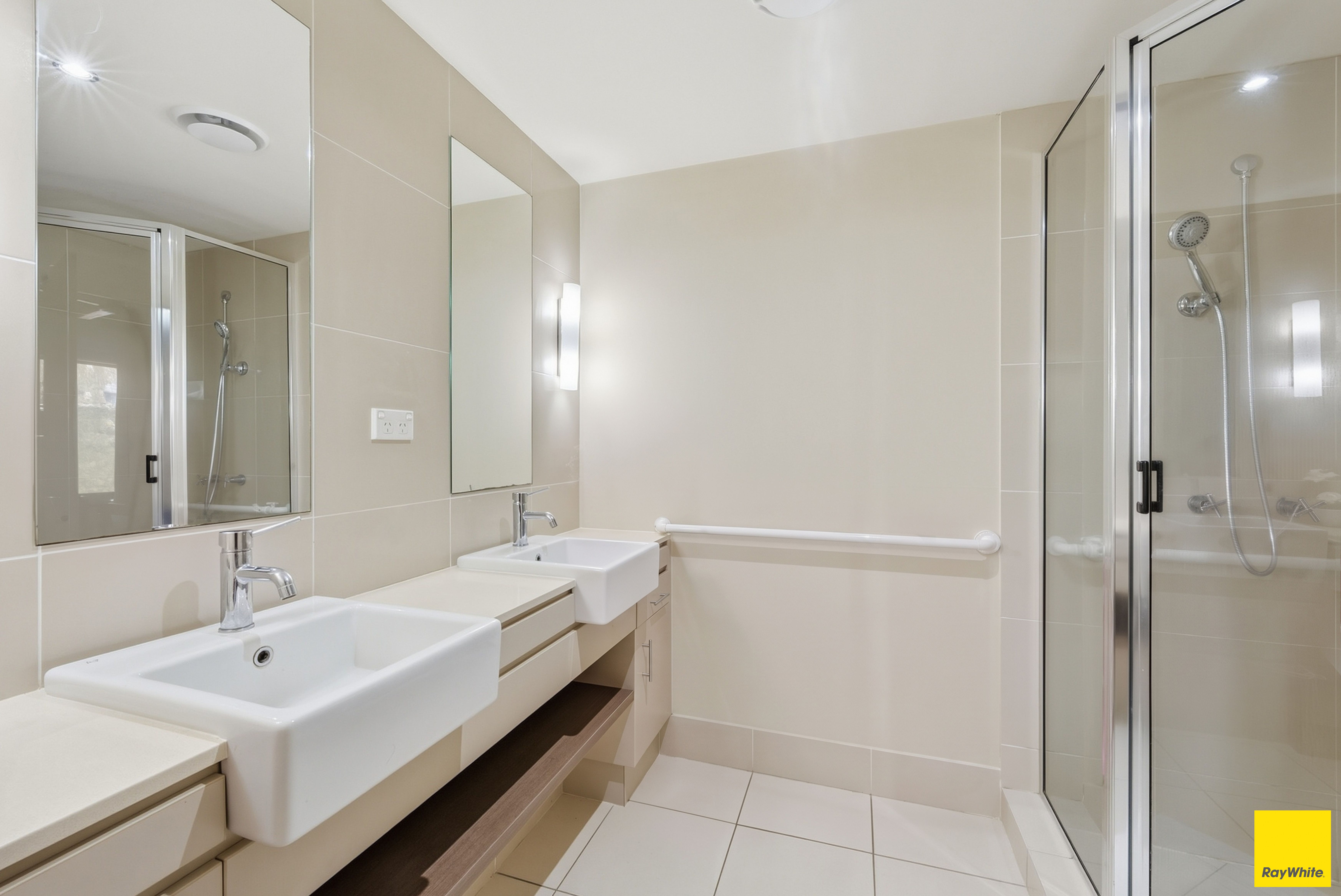 303/12-21 Gregory Street — photo 7 of 14
