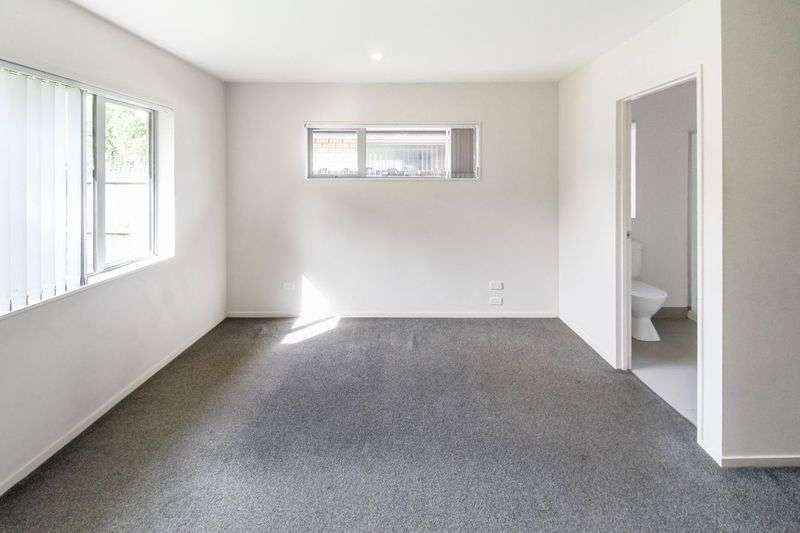 17a Moffitt Avenue photo 5