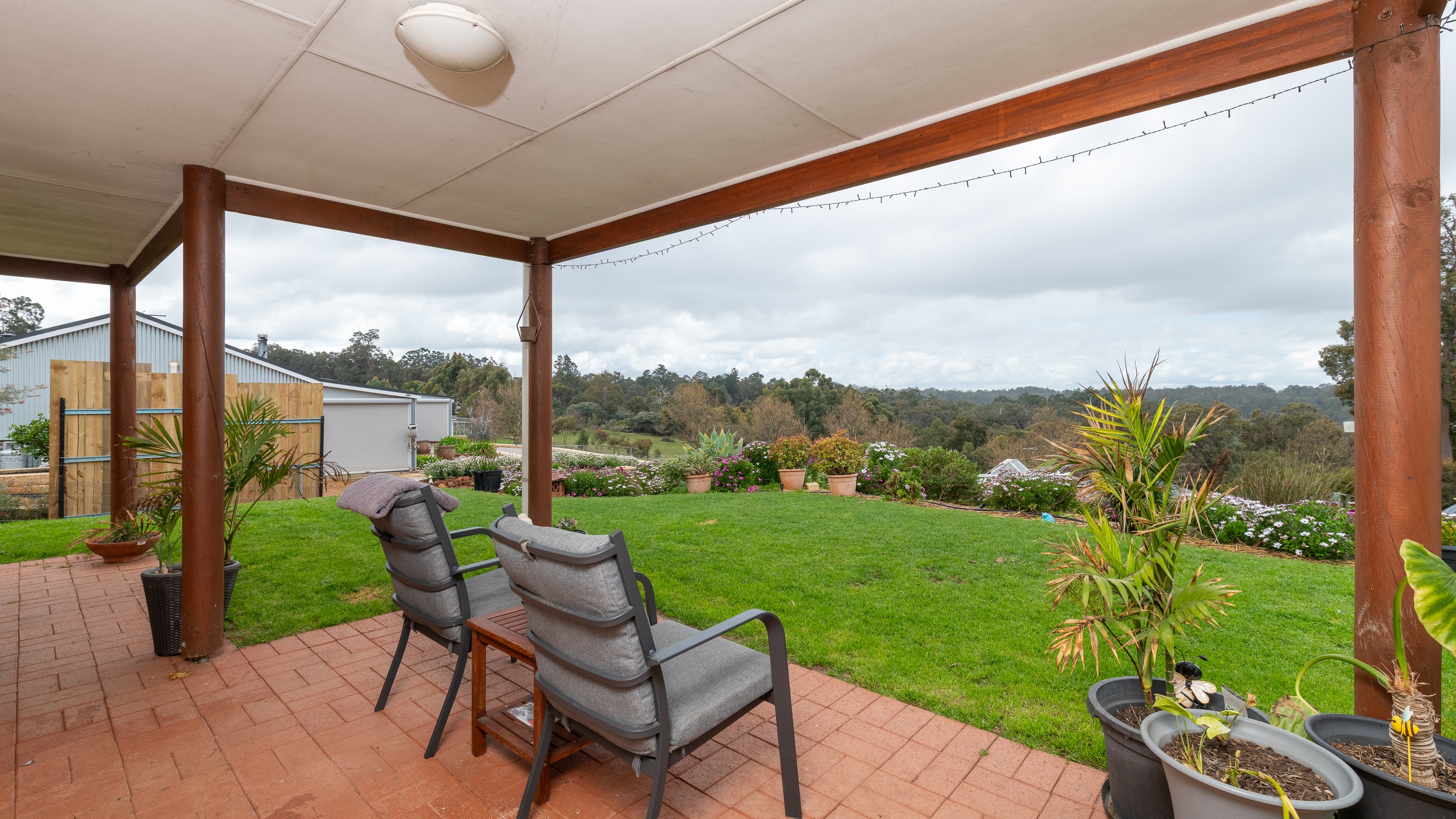 8 Manor Ridge, Bridgetown, WA 6255
