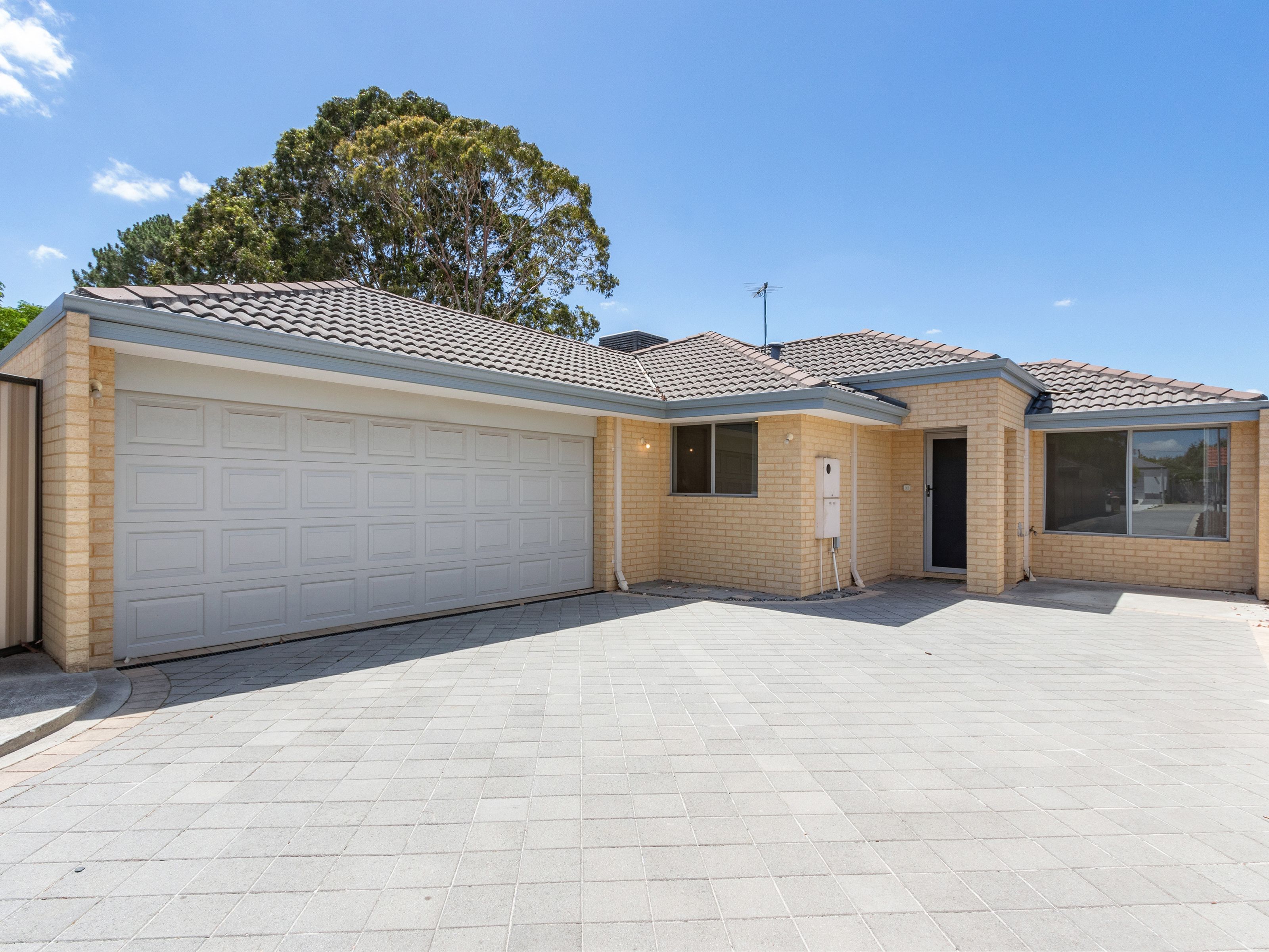 19b Hartfield Street, Queens Park, WA 6107 Sold House Ray White