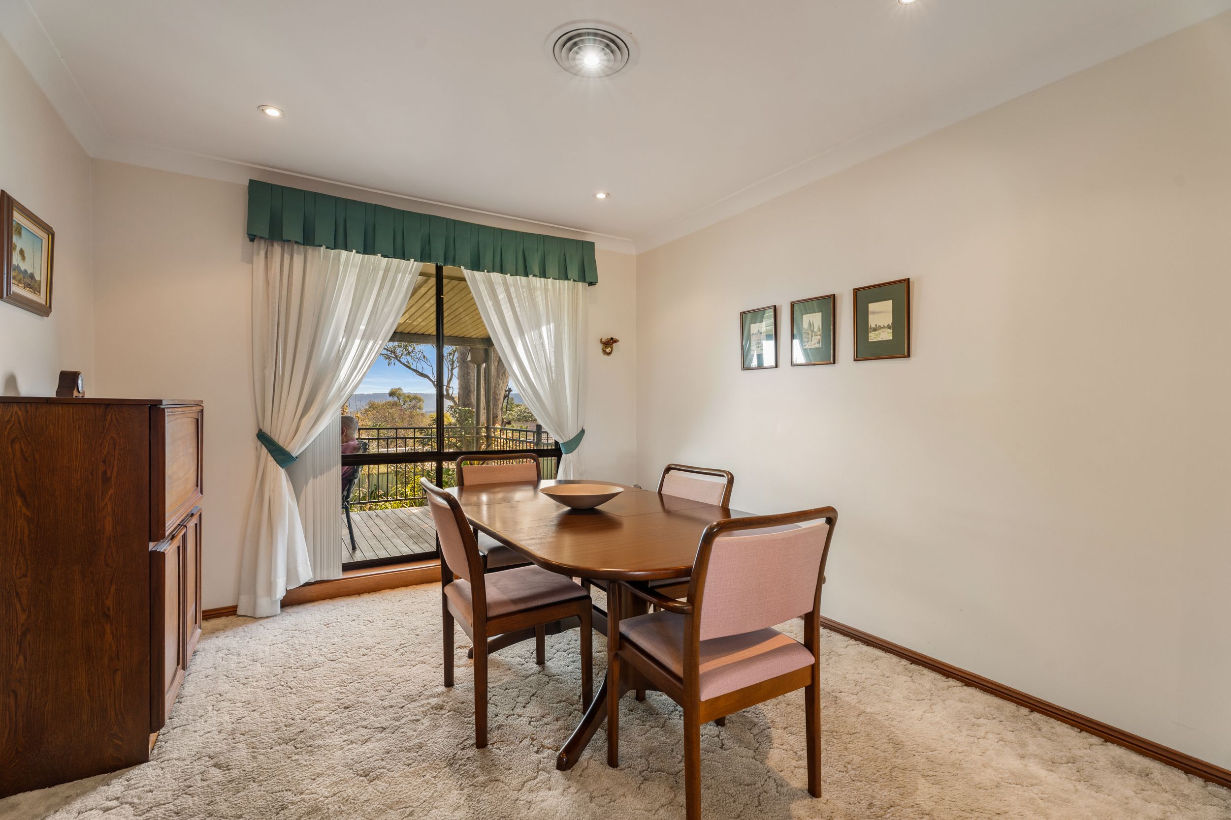 3 Holt Court — photo 4 of 24