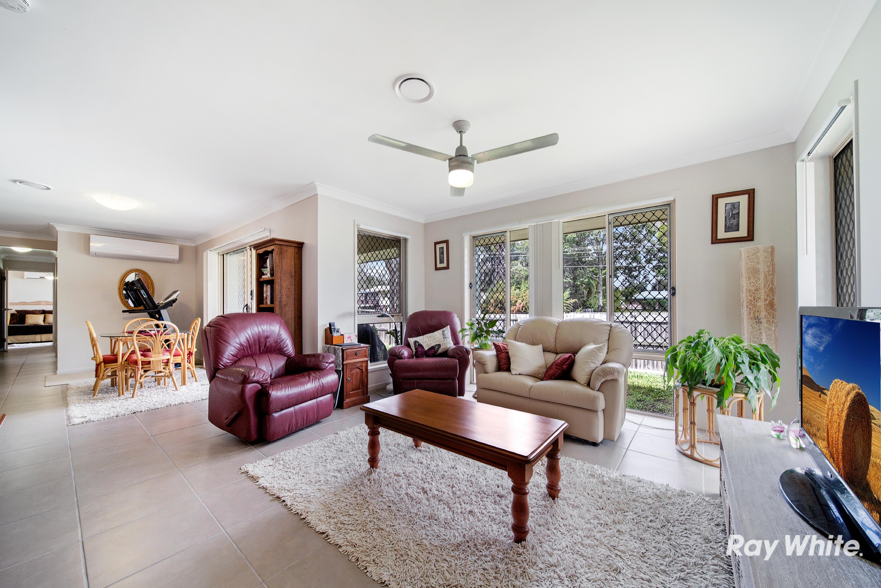 1 Montecarlo Close, Loganlea, QLD 4131