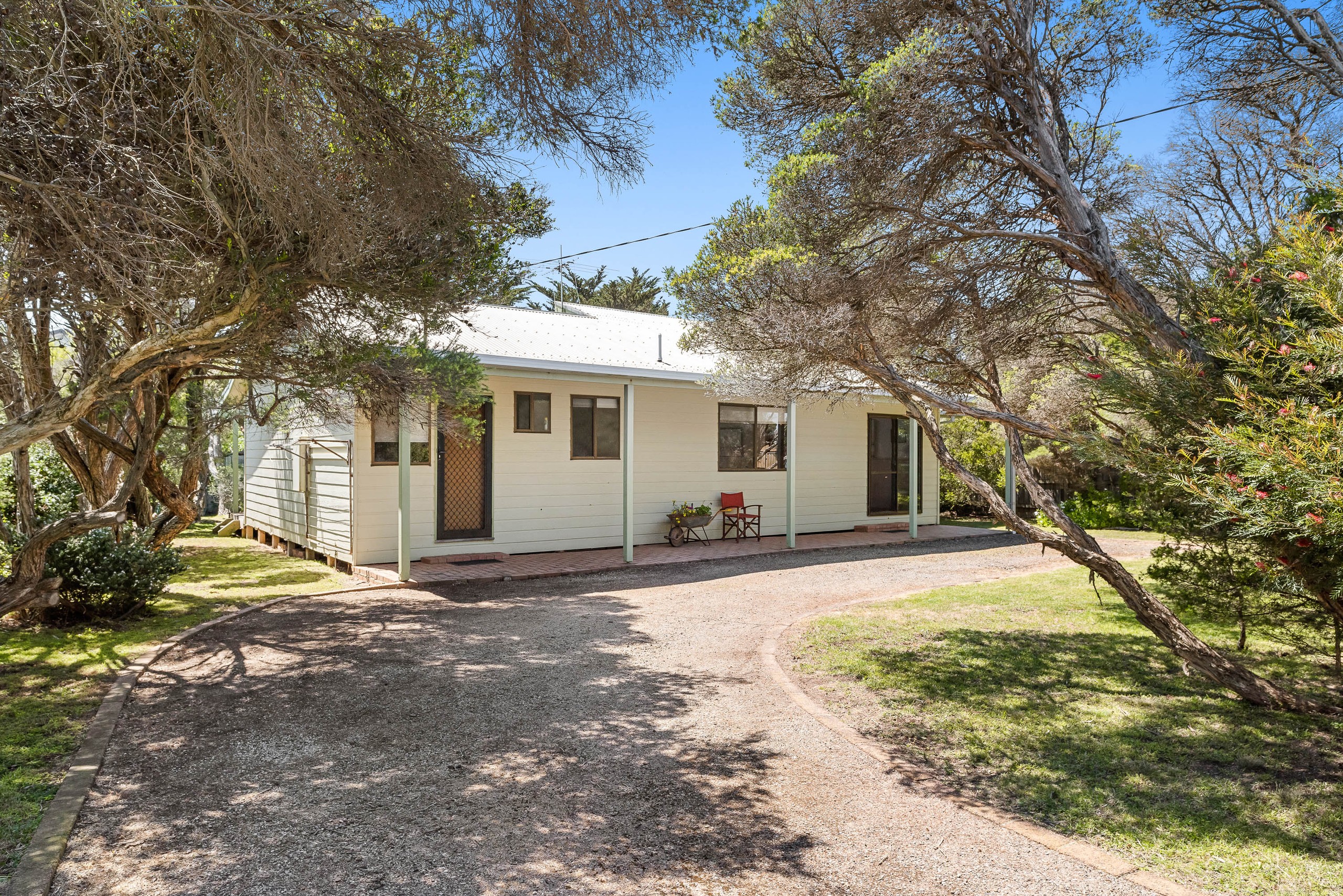 32 Sinclair Avenue, Surf Beach, VIC 3922