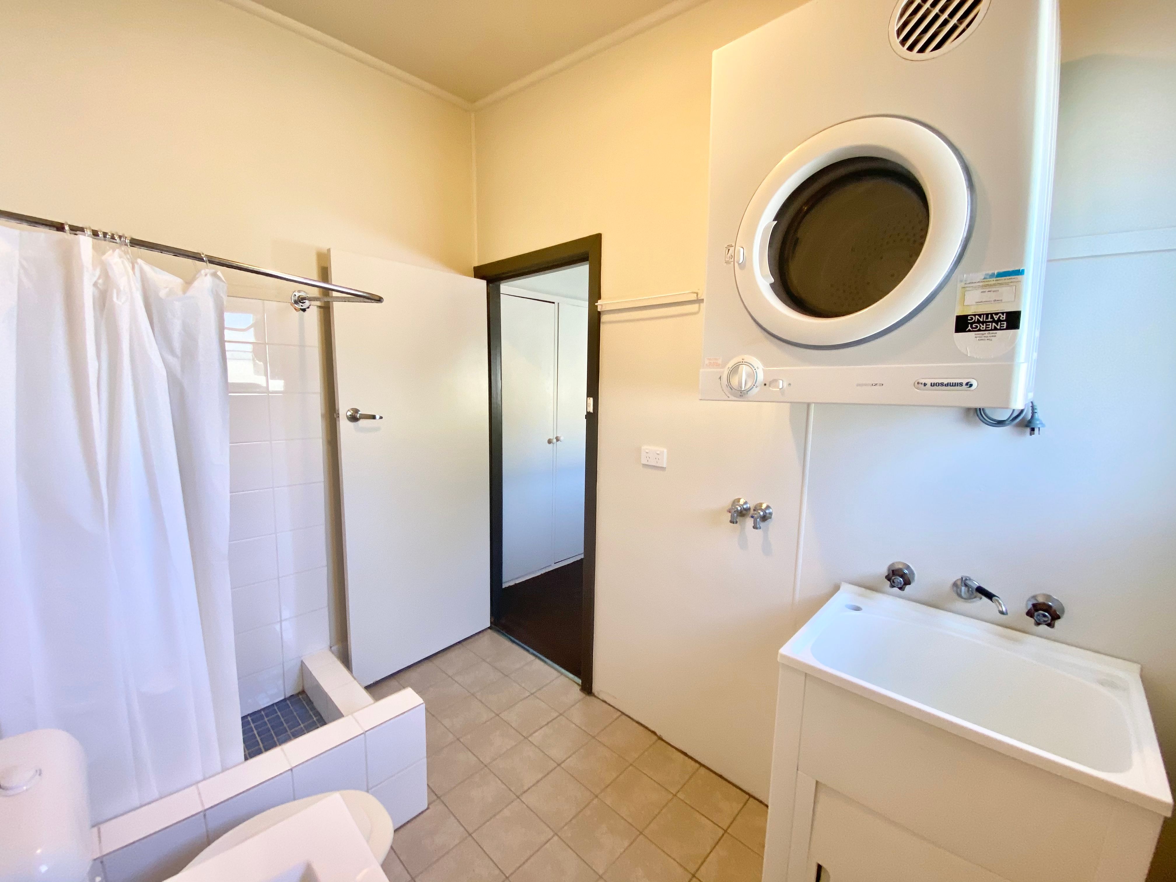 3/7 Parkes Street, Forbes, NSW 2871 Unit for Rent Ray White Parkes Forbes Condobolin