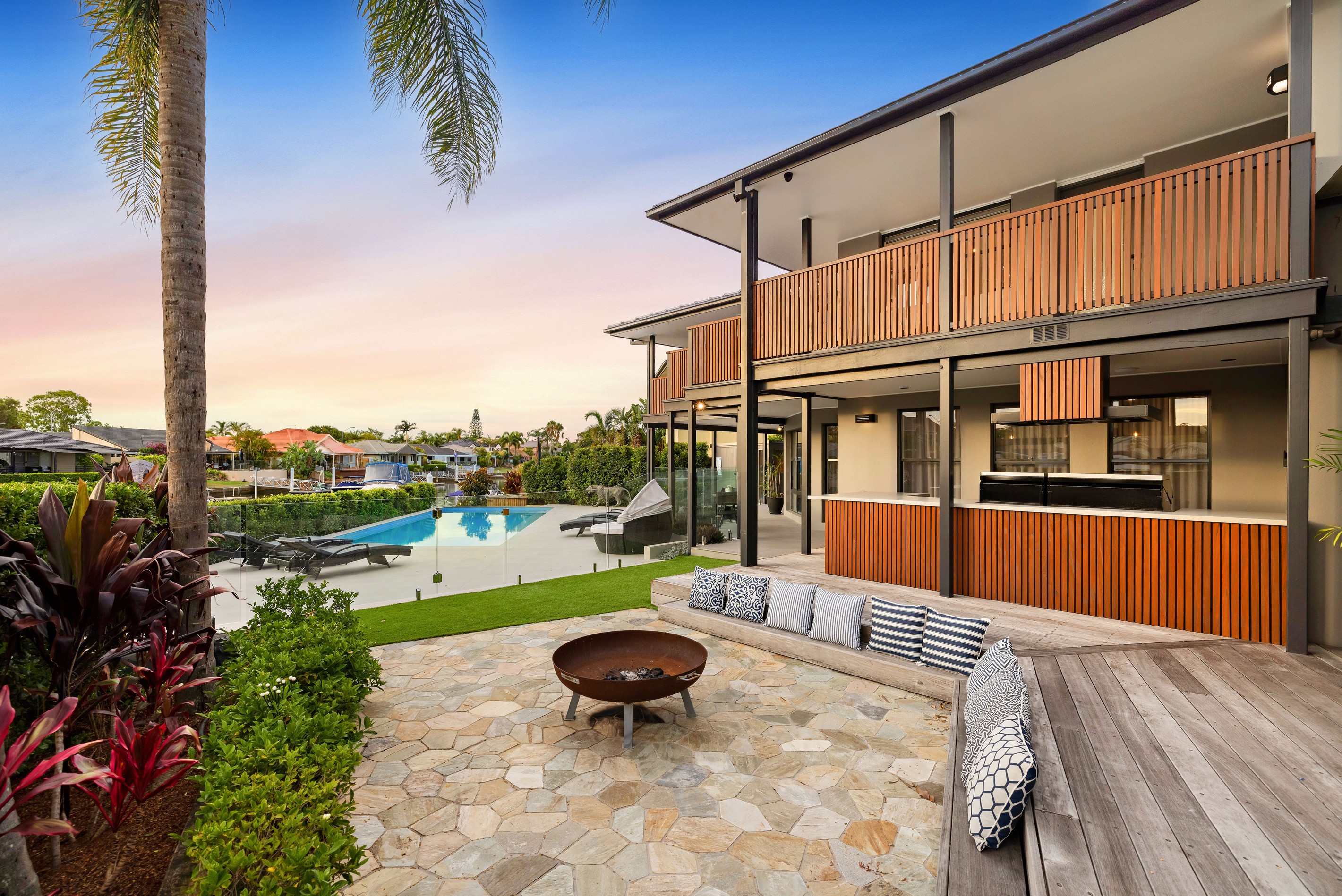 113 Pebble Beach Drive, Runaway Bay, QLD 4216